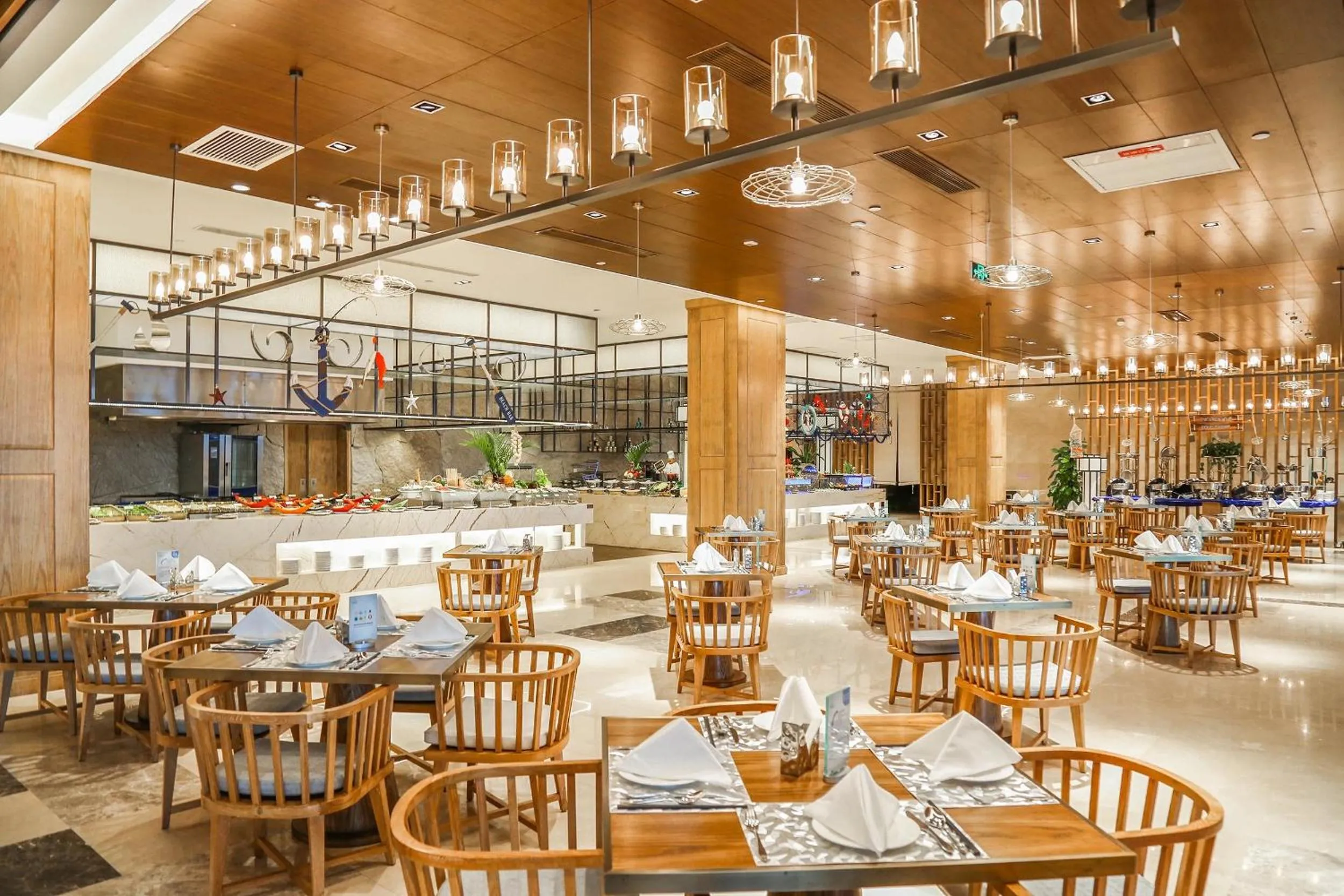 Restaurant/places to eat in Harman Resort Hotel Sanya