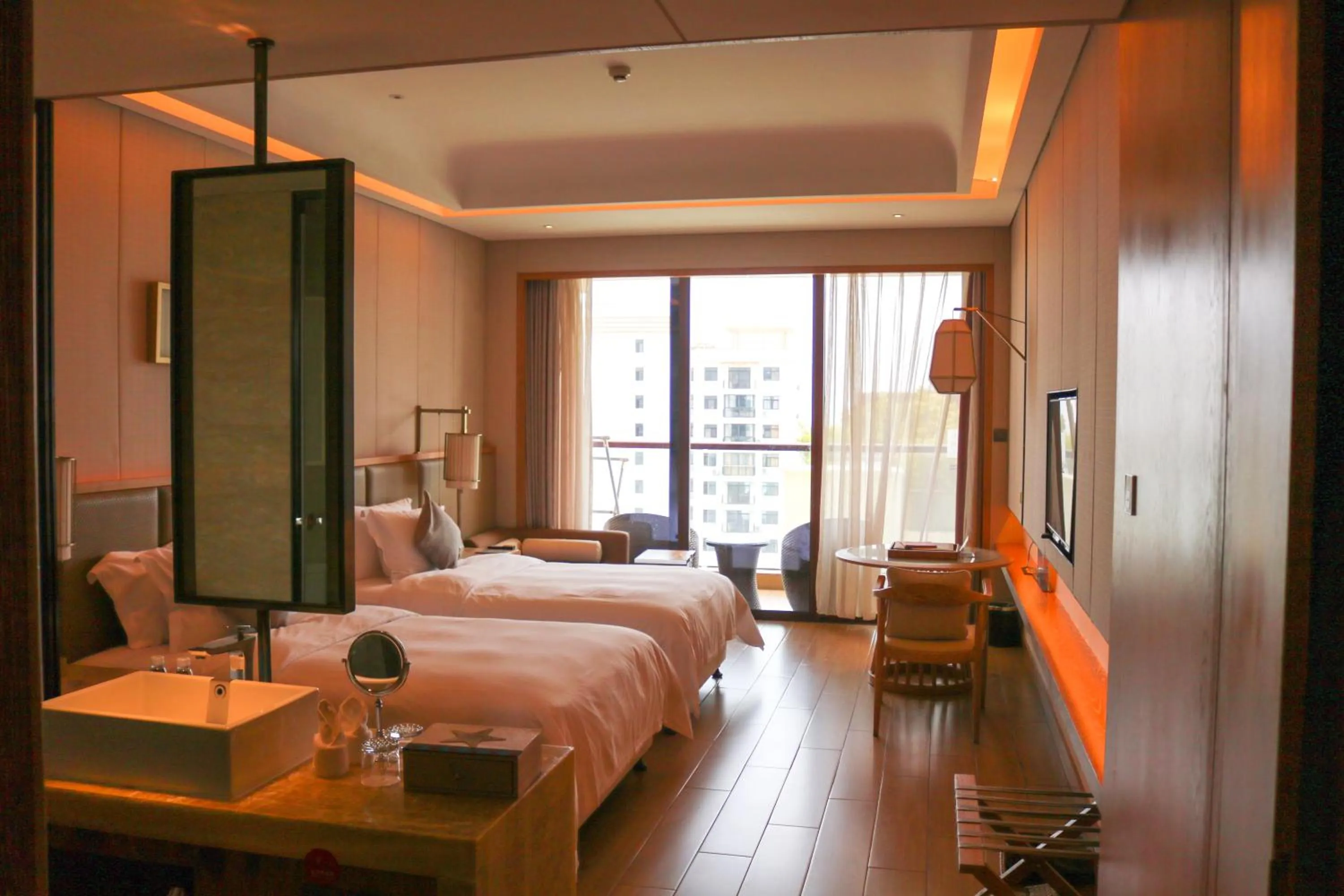 Bed in Harman Resort Hotel Sanya