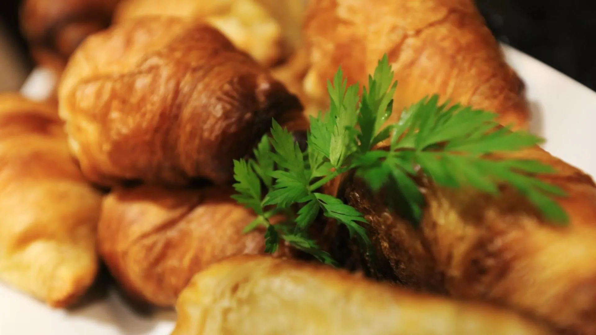 Buffet breakfast in Grand Kruger Lodge and Spa