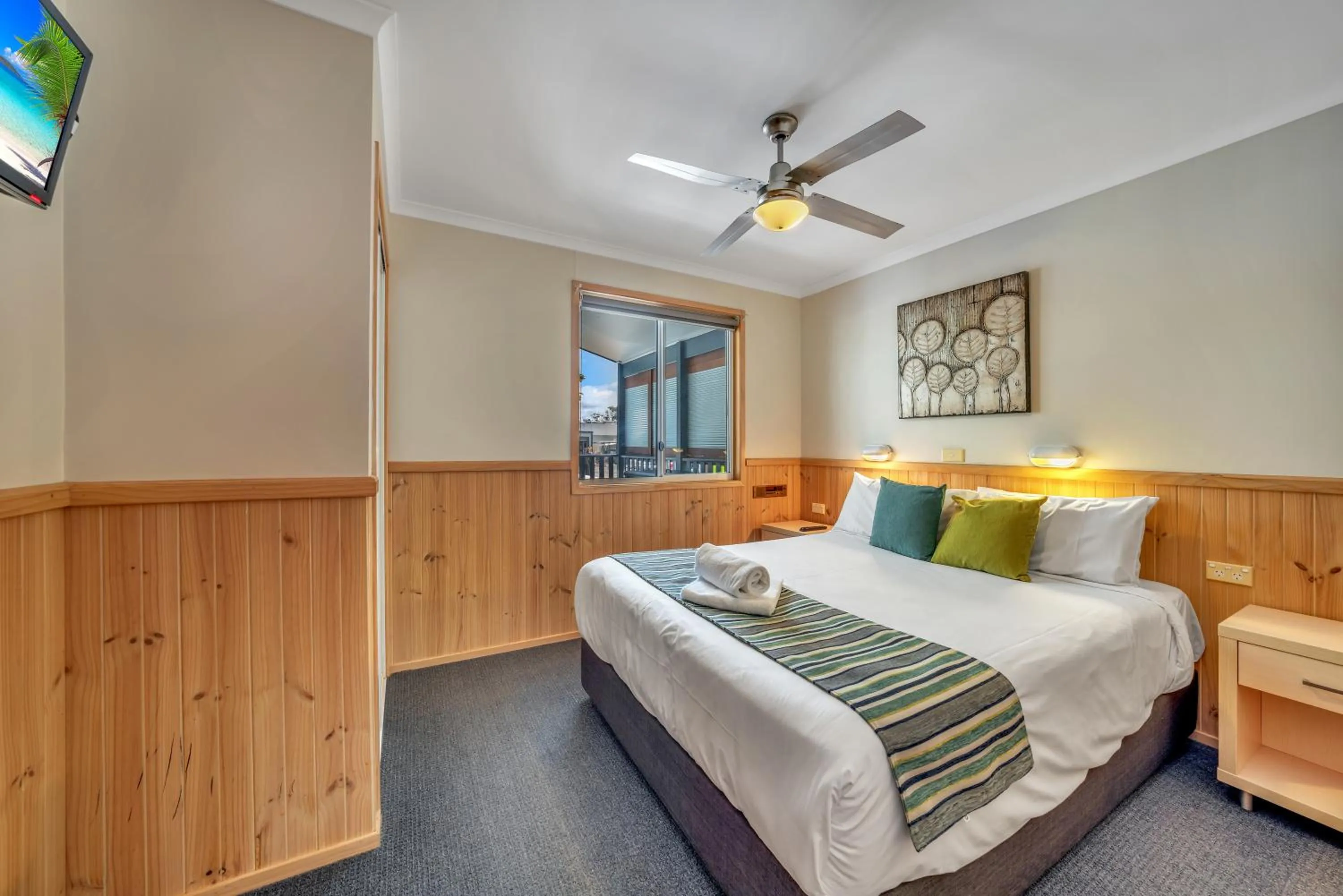 Bedroom, Bed in Ingenia Holidays Soldiers Point