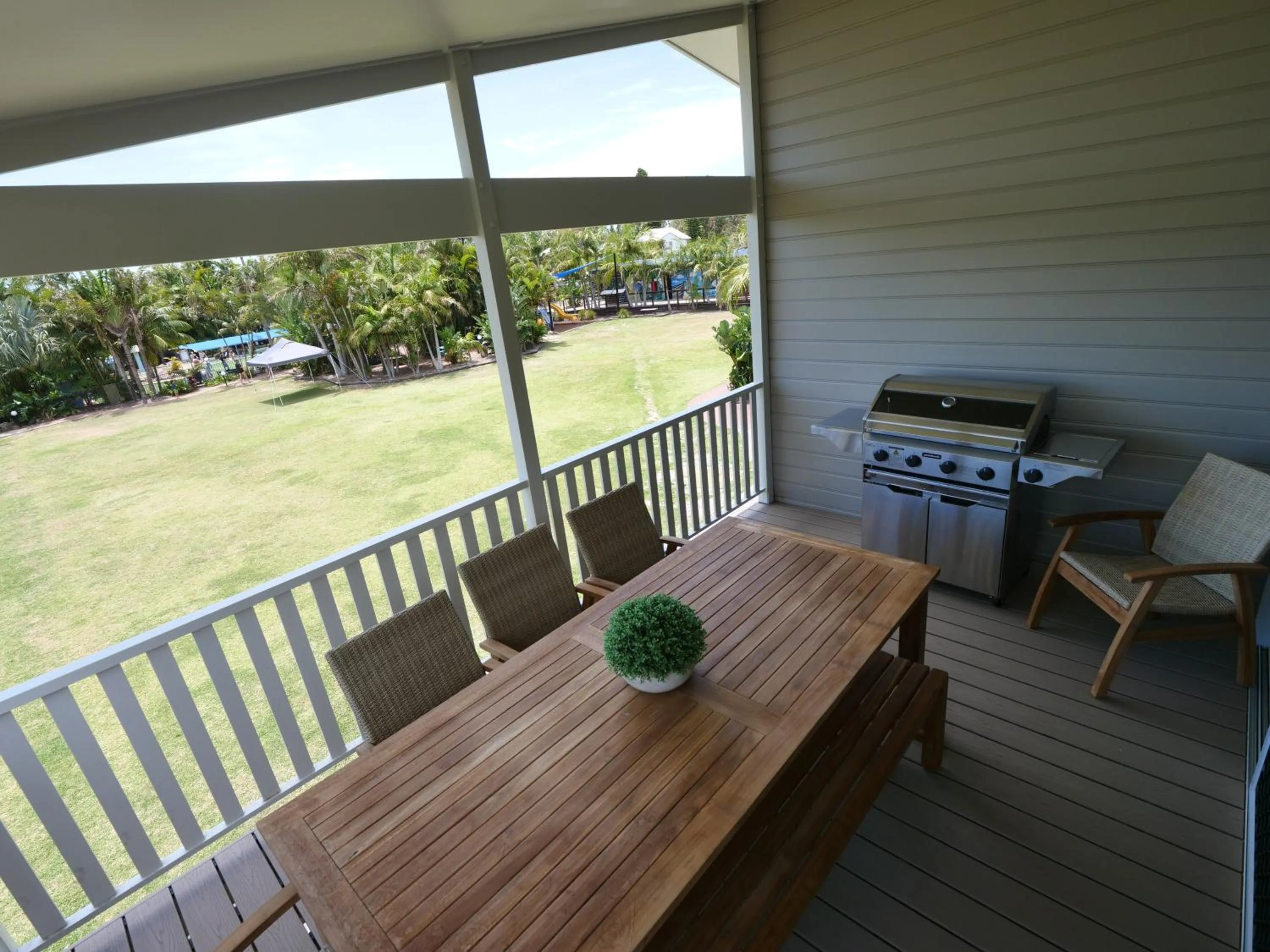 BBQ facilities in Ingenia Holidays Soldiers Point