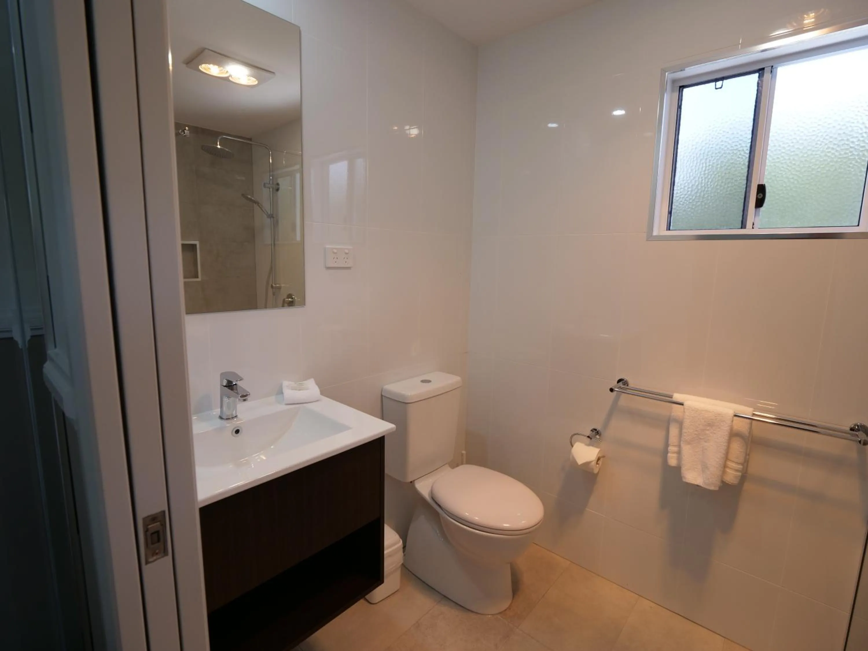 Bathroom in Ingenia Holidays Soldiers Point