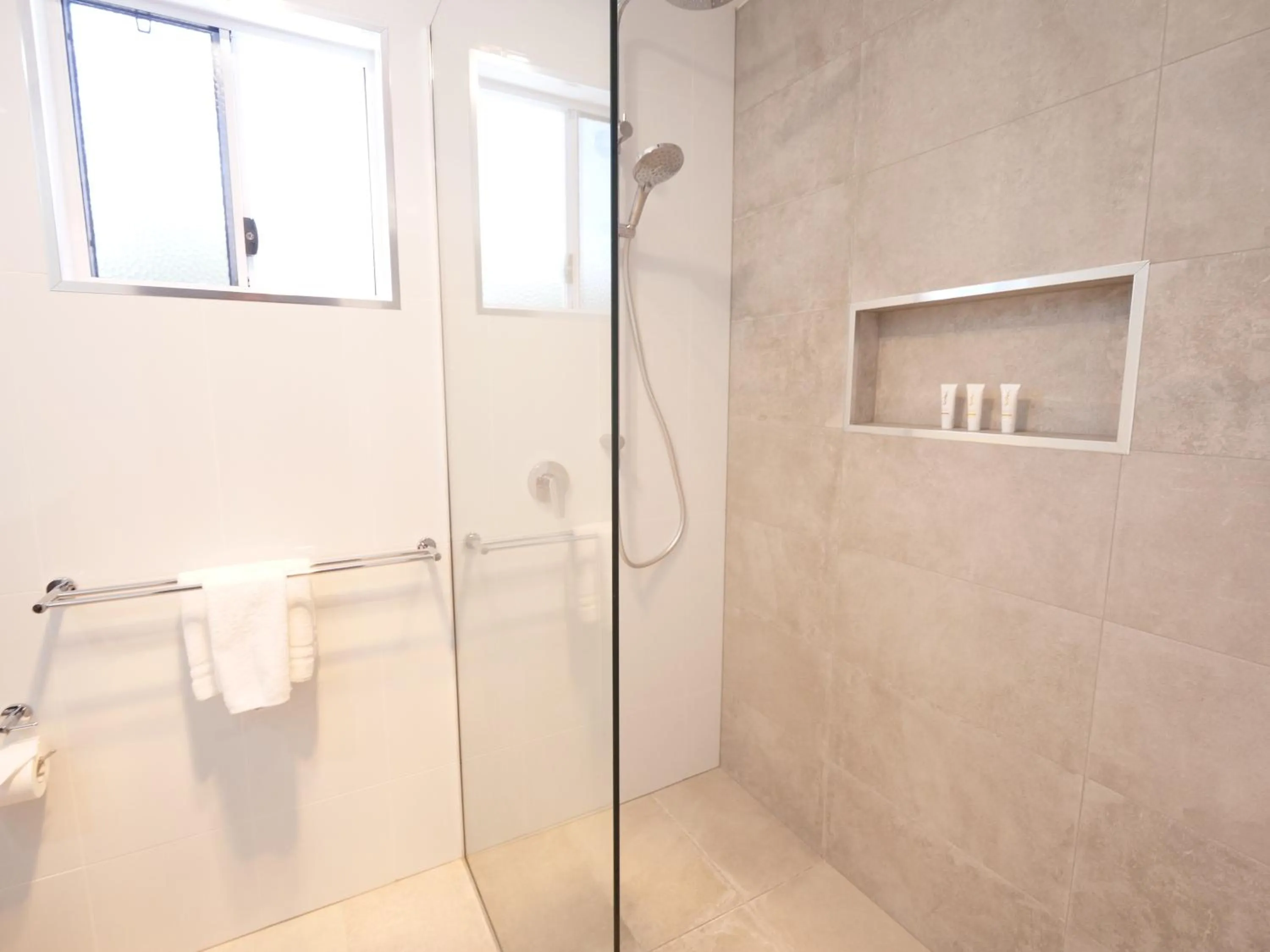 Bathroom in Ingenia Holidays Soldiers Point