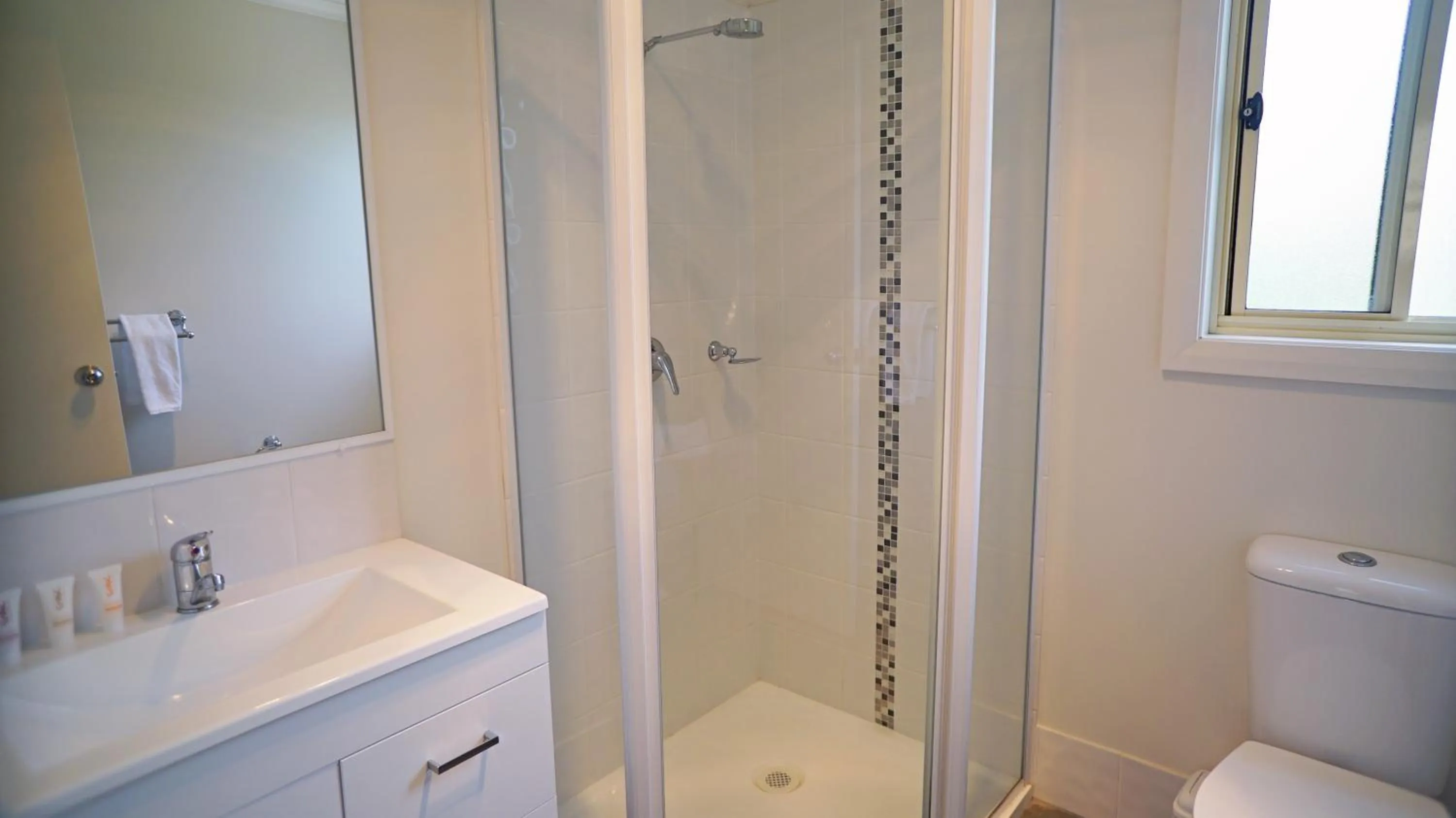 Bathroom in Ingenia Holidays Soldiers Point