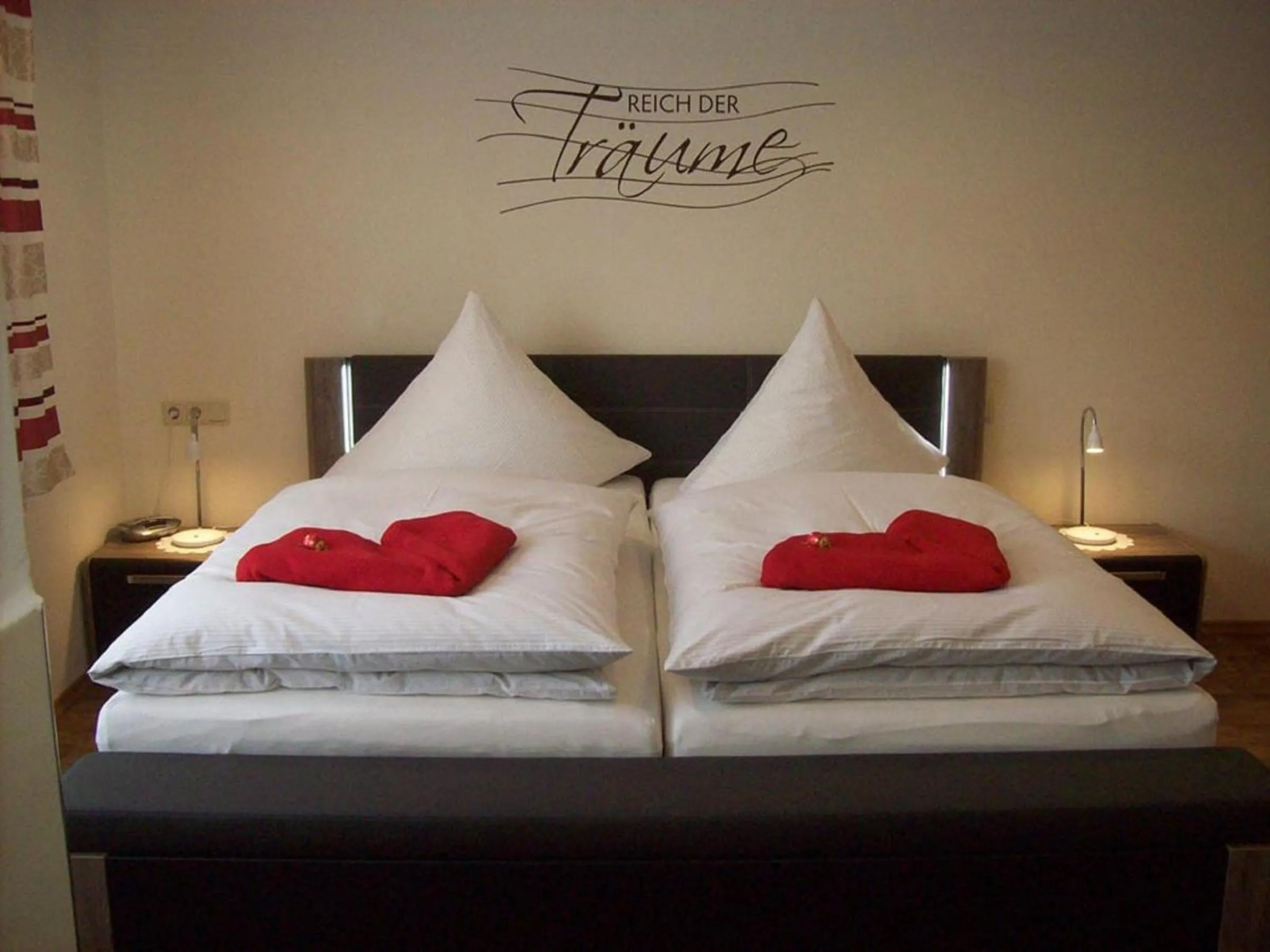 Bedroom, Bed in Ferienhaus Isolde