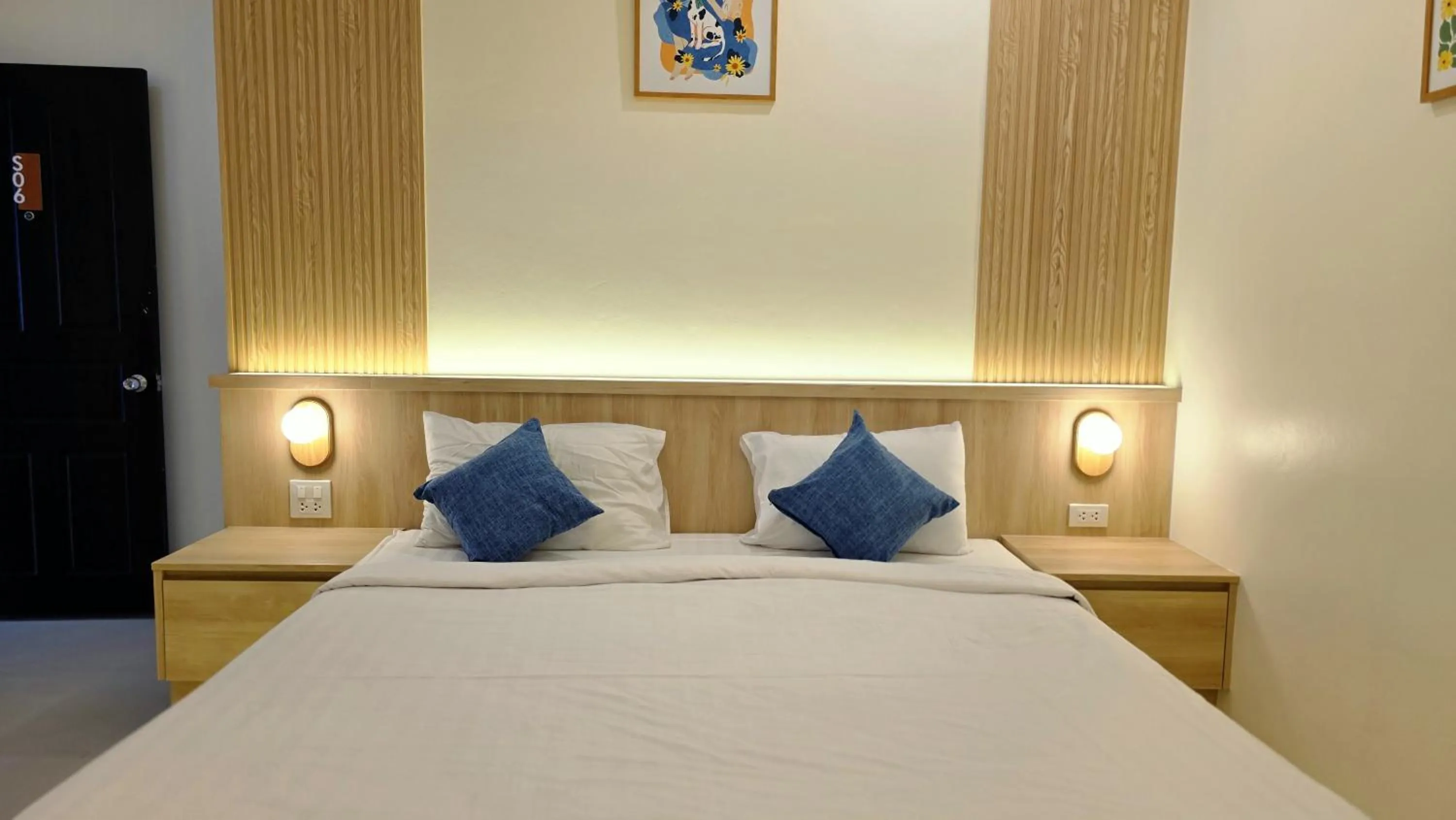 Bed in Samed Port View