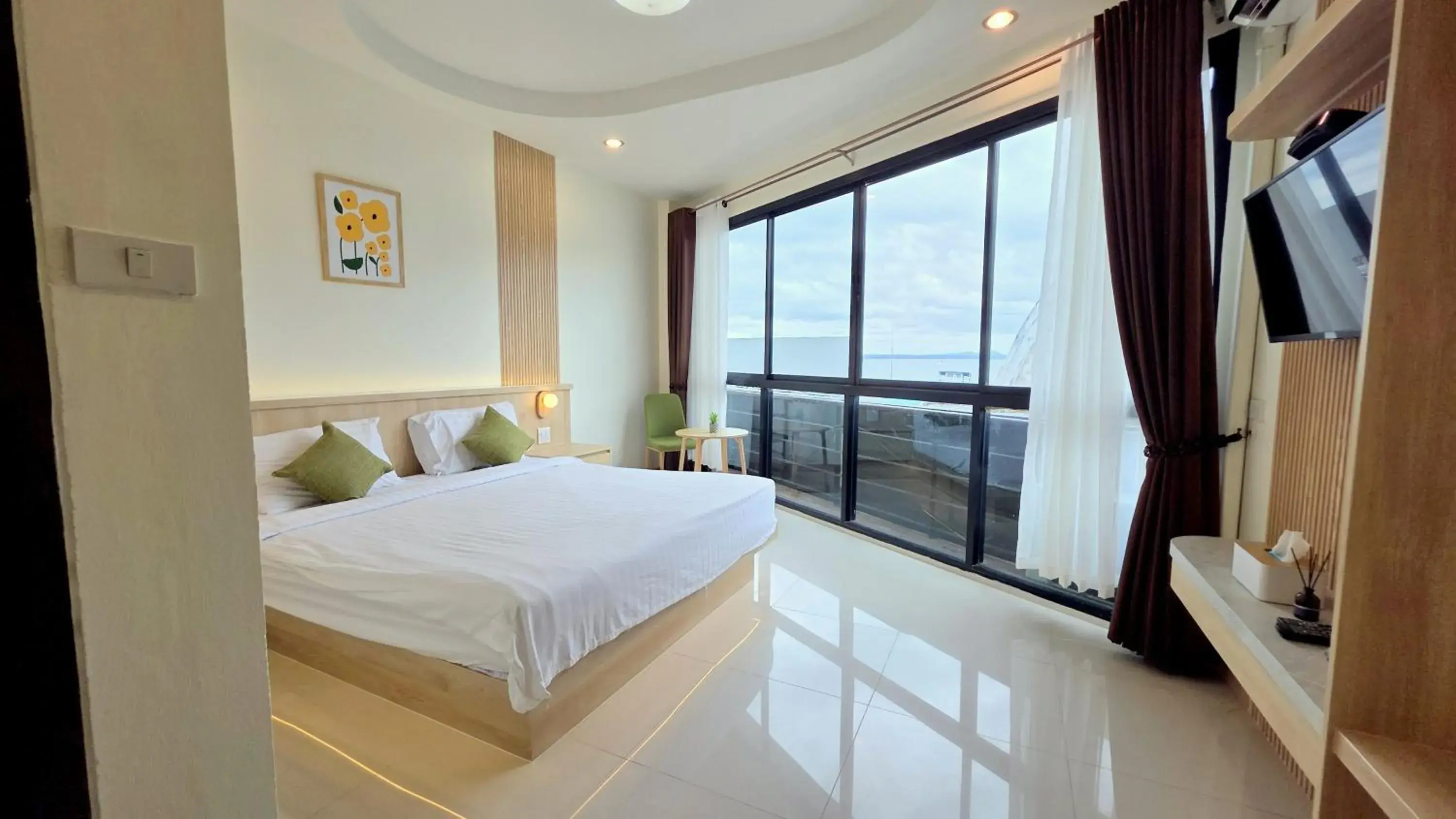 Standard Queen Room with View in Samed Port View Standard Queen Room with View in Samed Port View