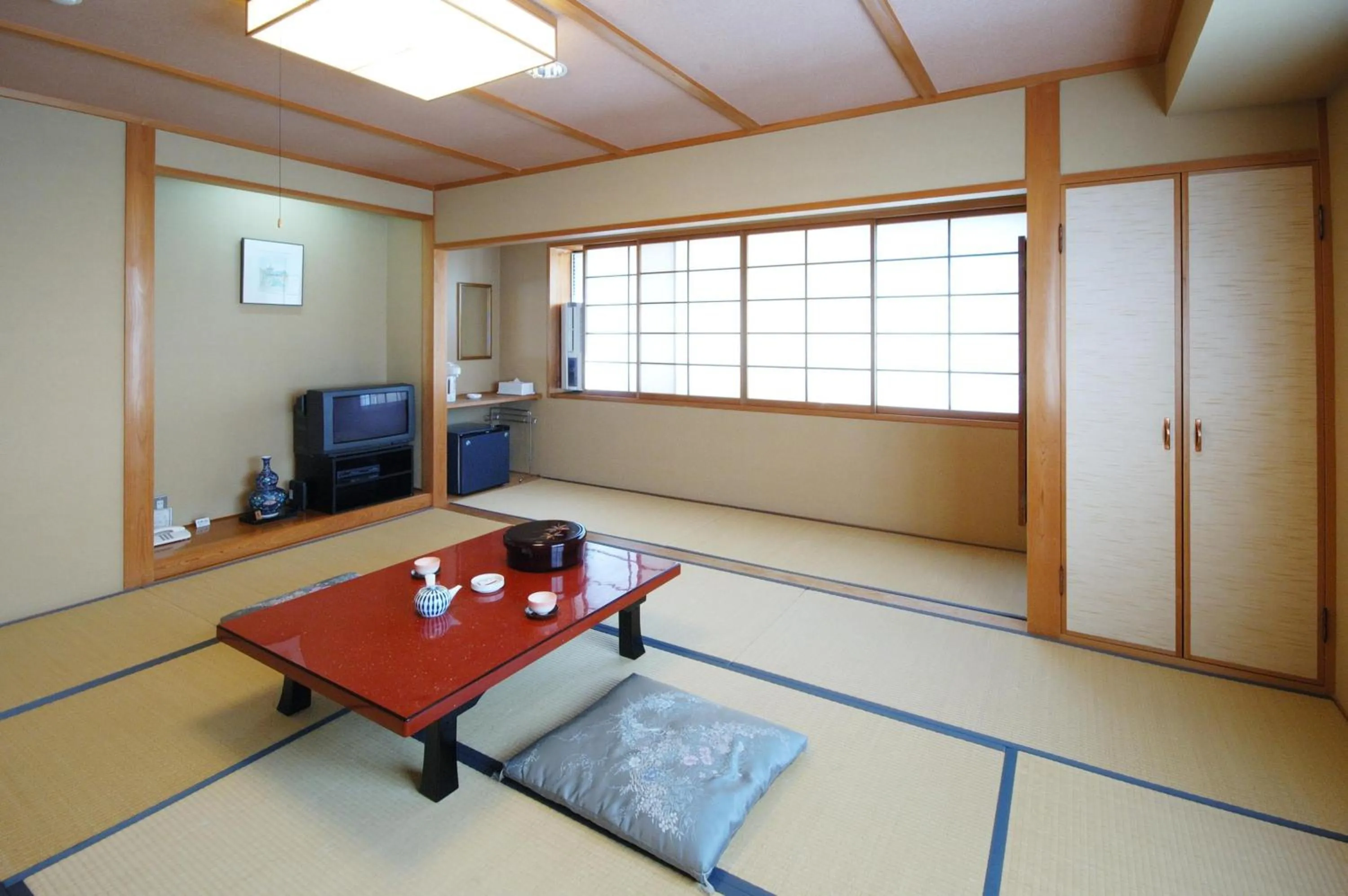 Photo of the whole room in Hotel Sunshine Tokushima