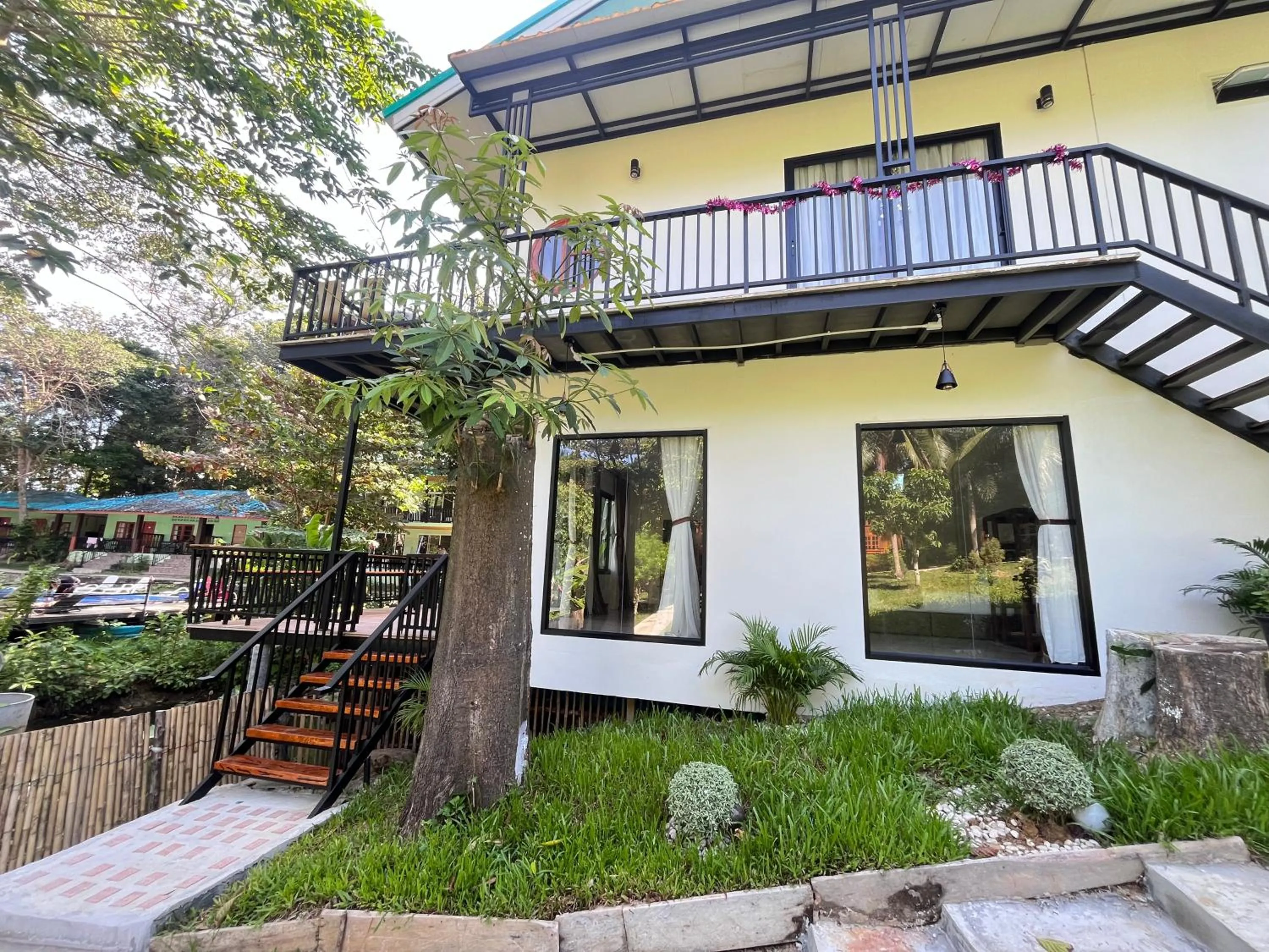 Koh Mook Garden Beach Resort