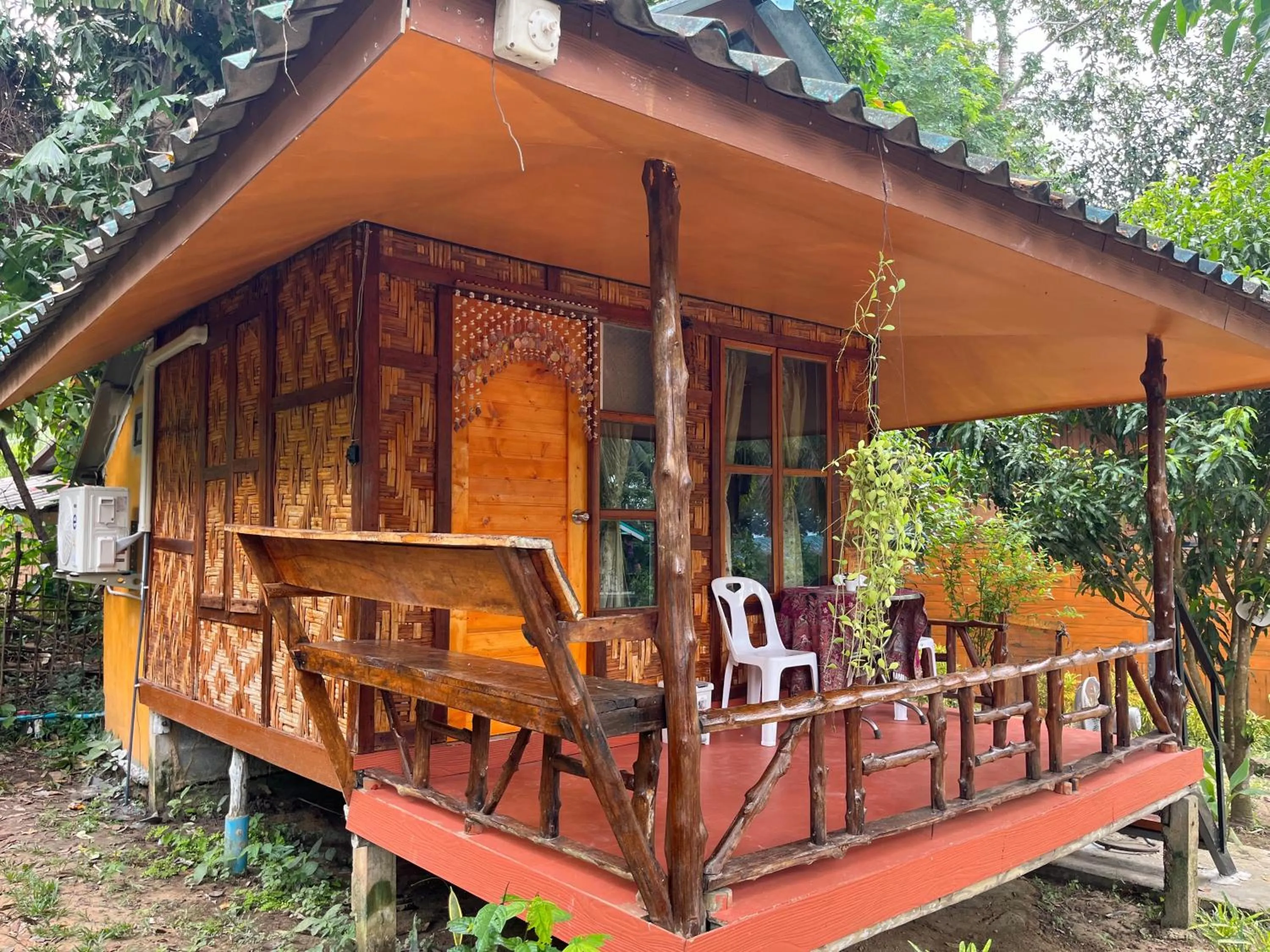 Property building in Koh Mook Garden Beach Resort