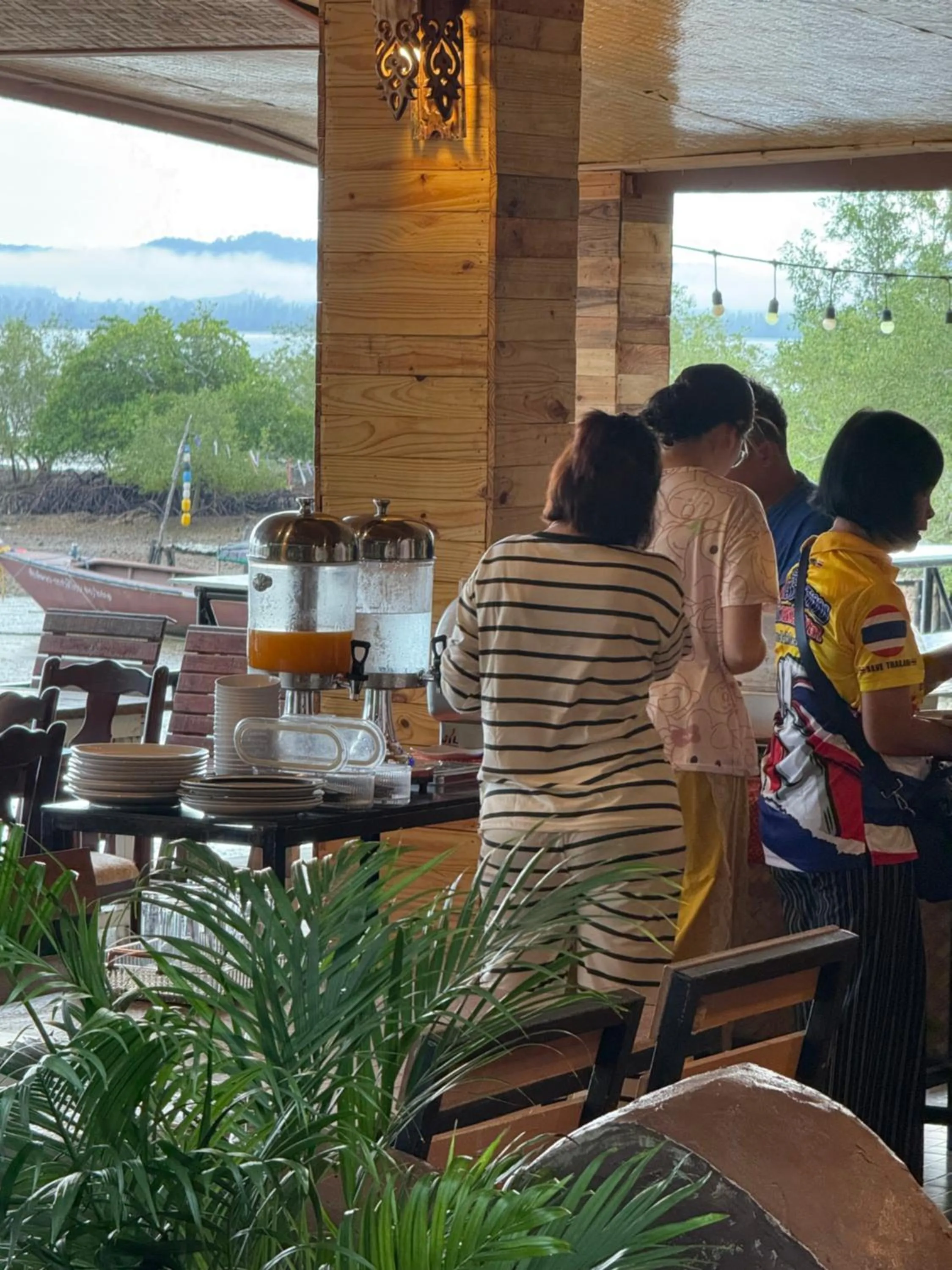 Koh Mook Garden Beach Resort