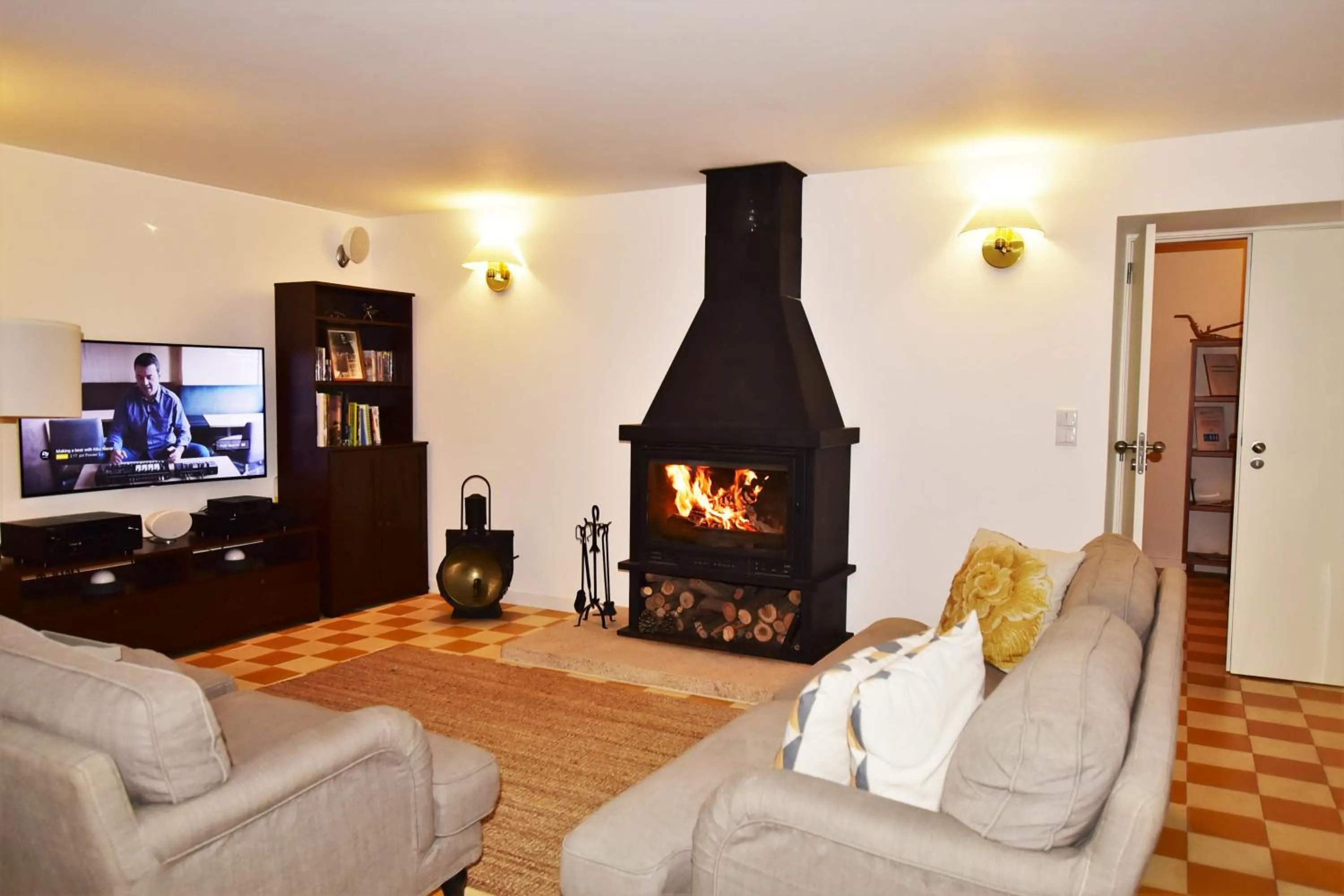 Communal lounge/ TV room in Tapada da Rabela - Reserva Natural