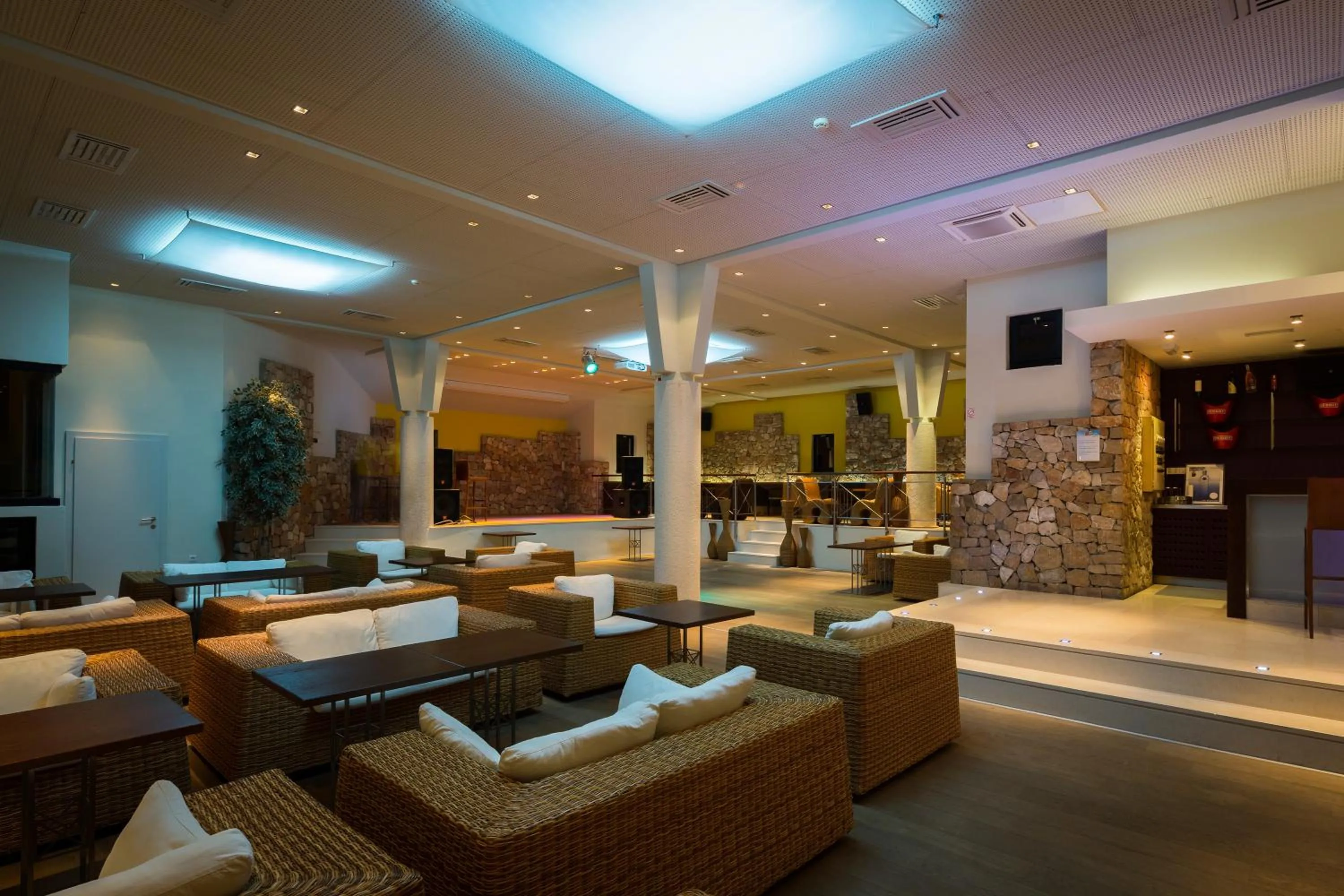 Property building in BRETANIDE Sport & Wellness Resort - All Inclusive