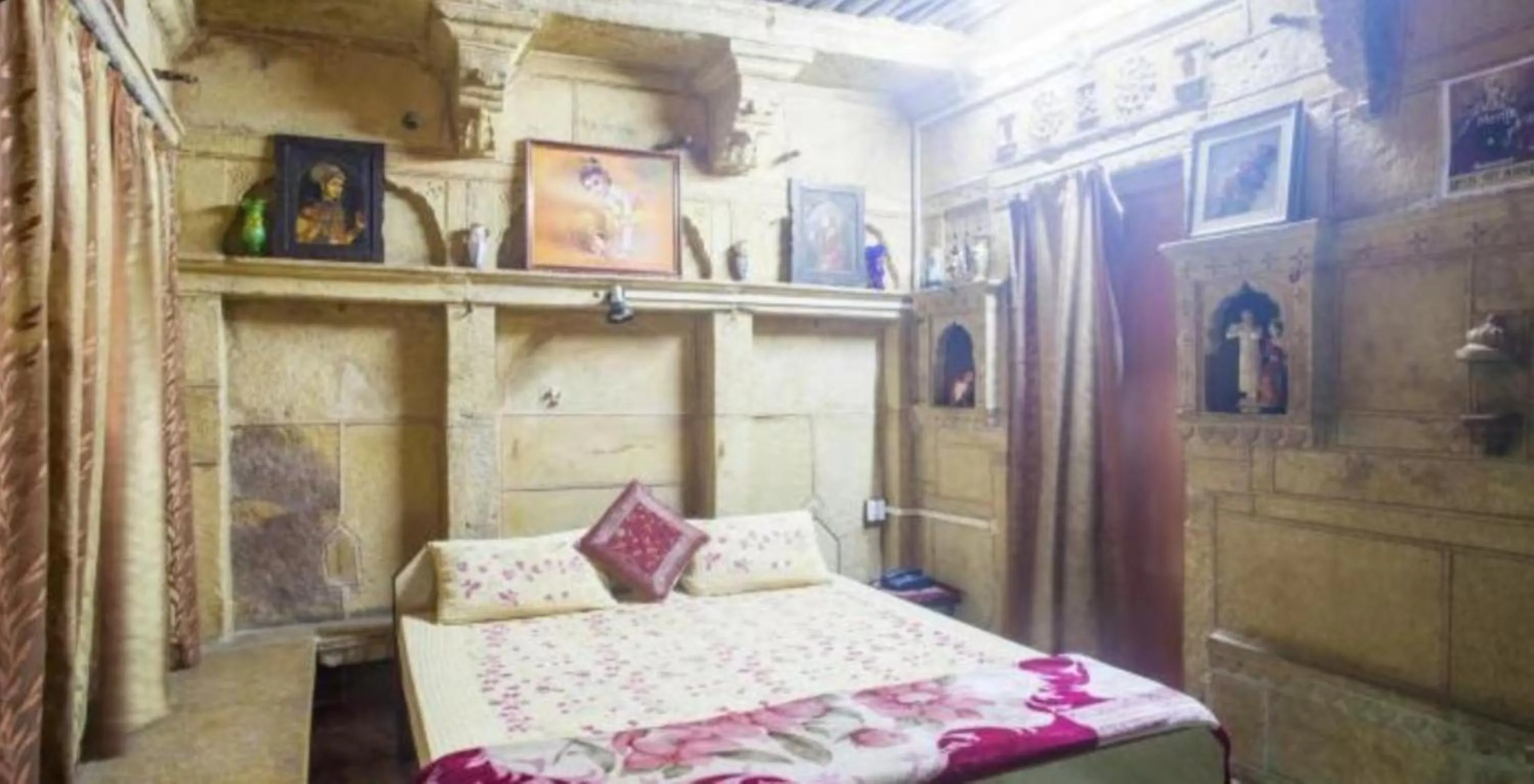 The Jeet Mahal Hotel