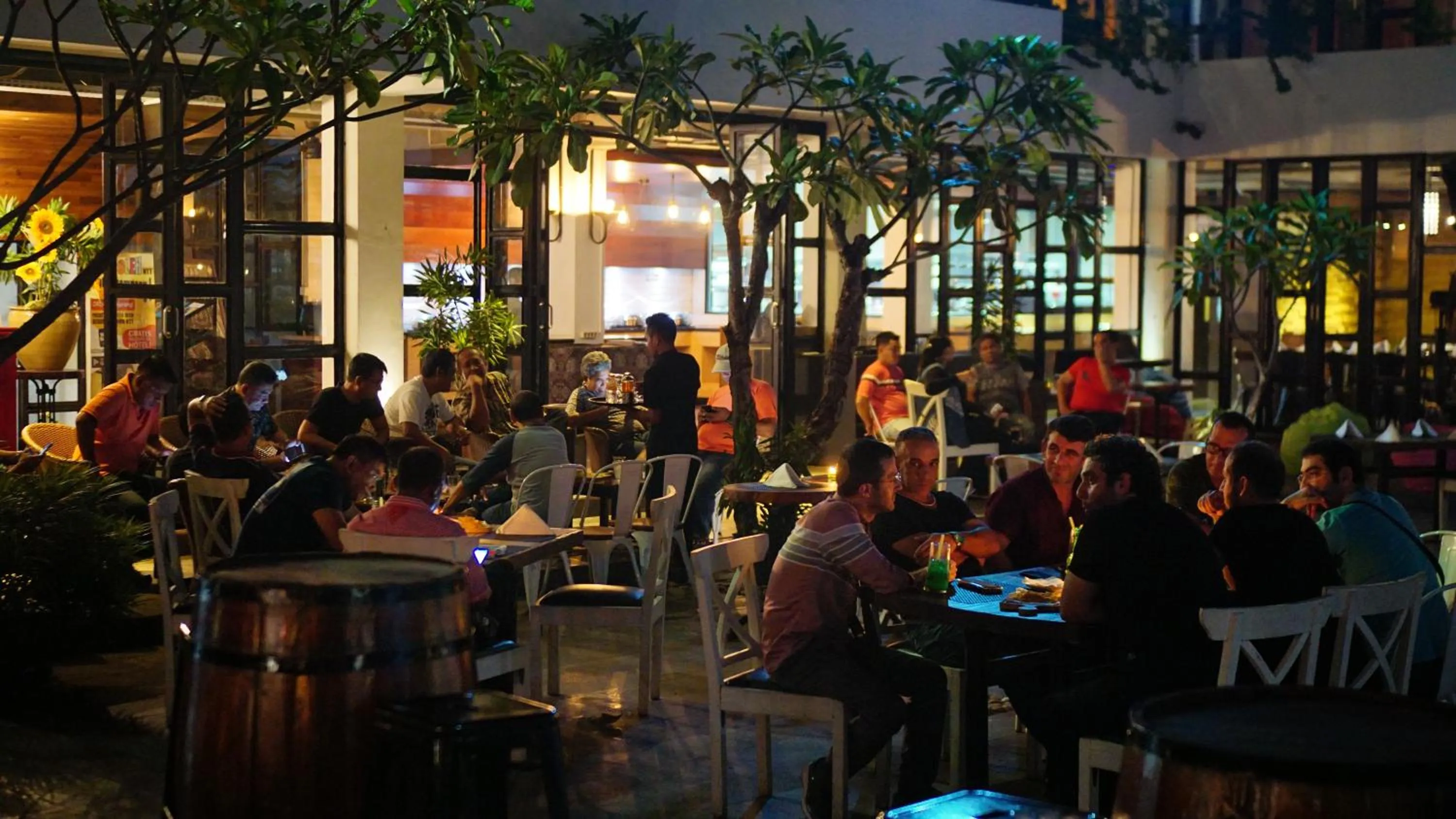 Restaurant/places to eat in Sotis Hotel Kupang