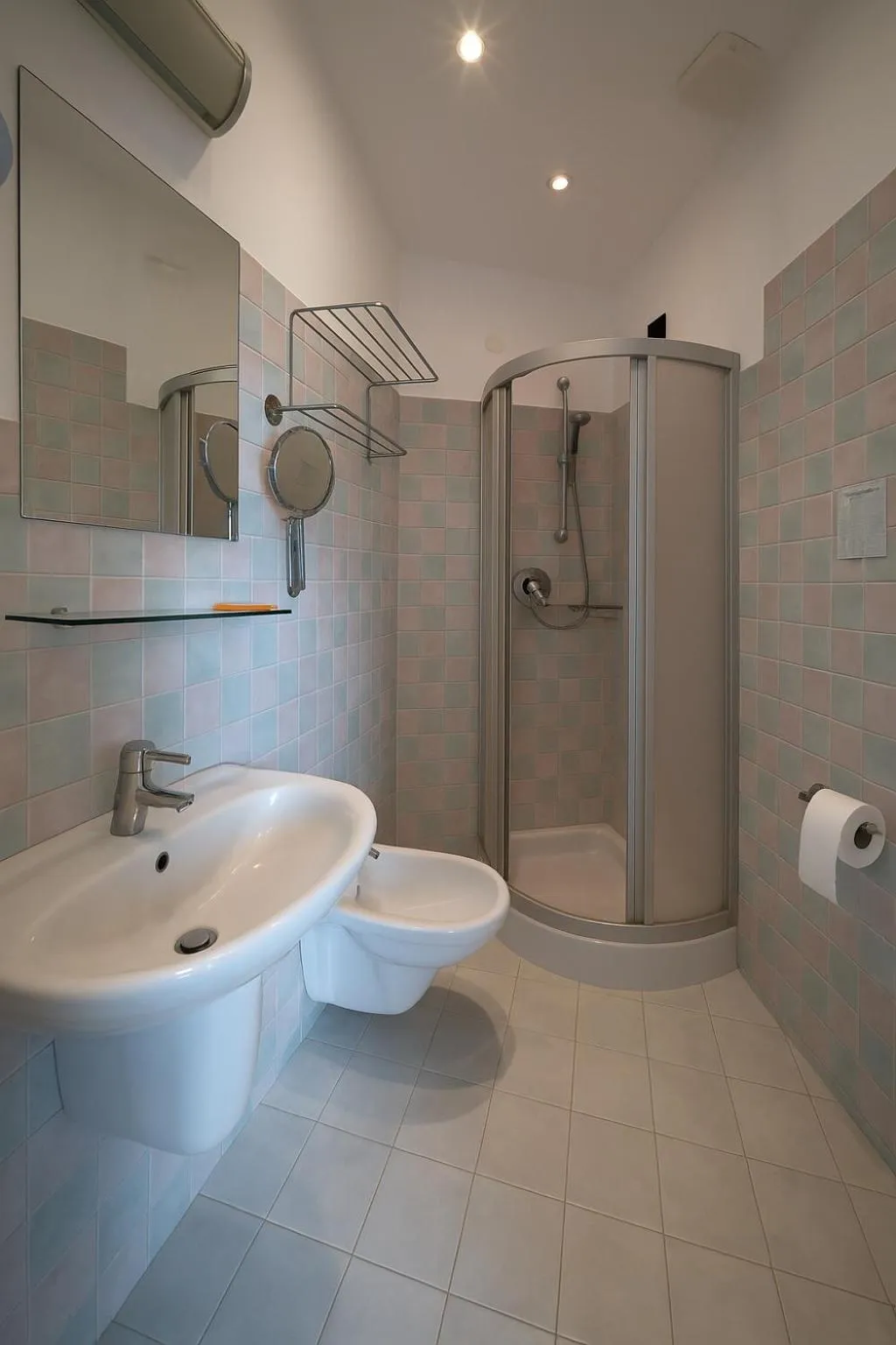 Bathroom in Hotel Ali d'Oro