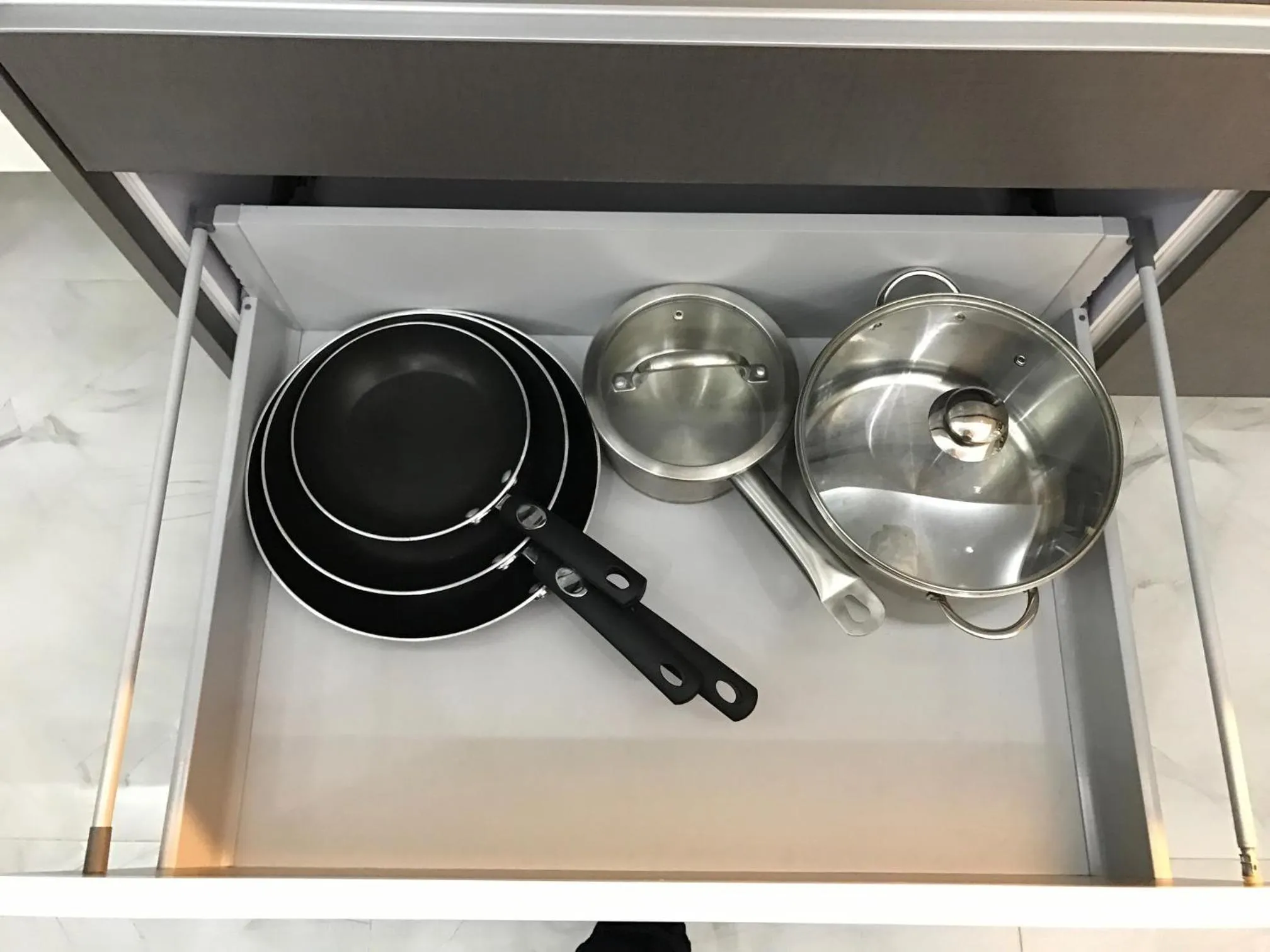 Kitchen or kitchenette in Anavada Suites - Davao City