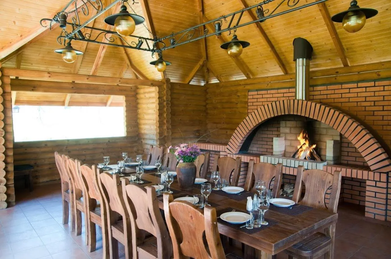 Restaurant/places to eat in Kryve Ozero