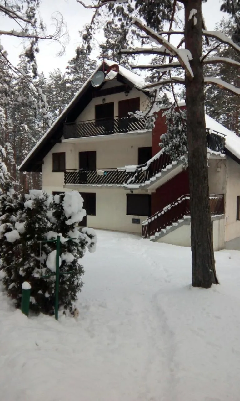 Property building in Apartment 9 Gorska Vila