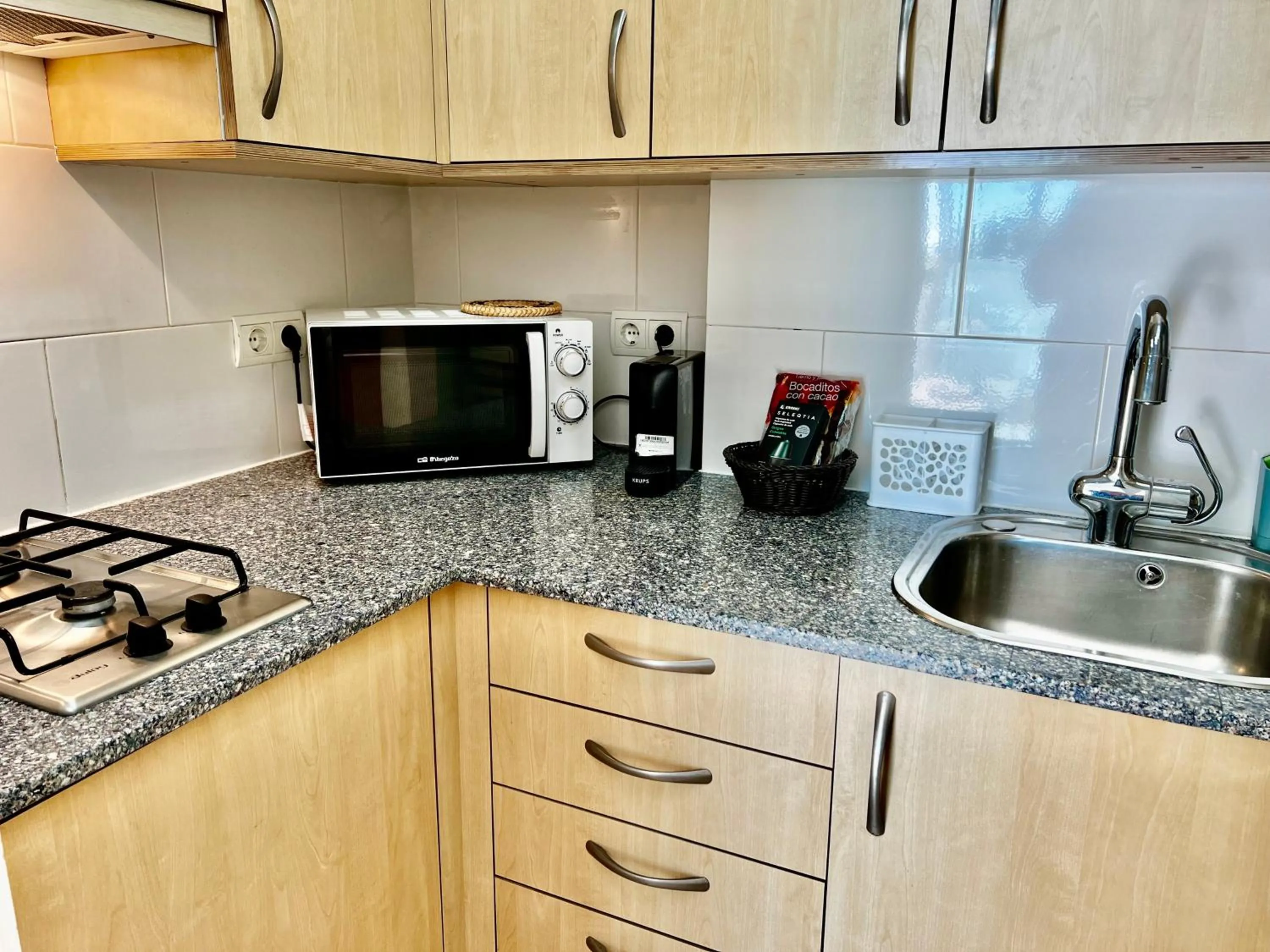 Coffee/tea facilities in Sitges Seafront RIBERA