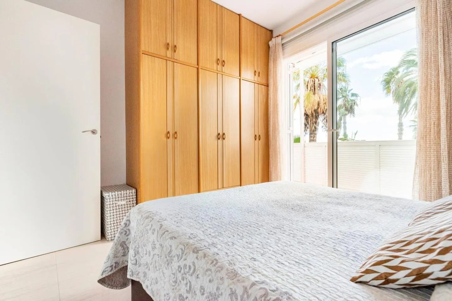 Bed in Sitges Seafront RIBERA