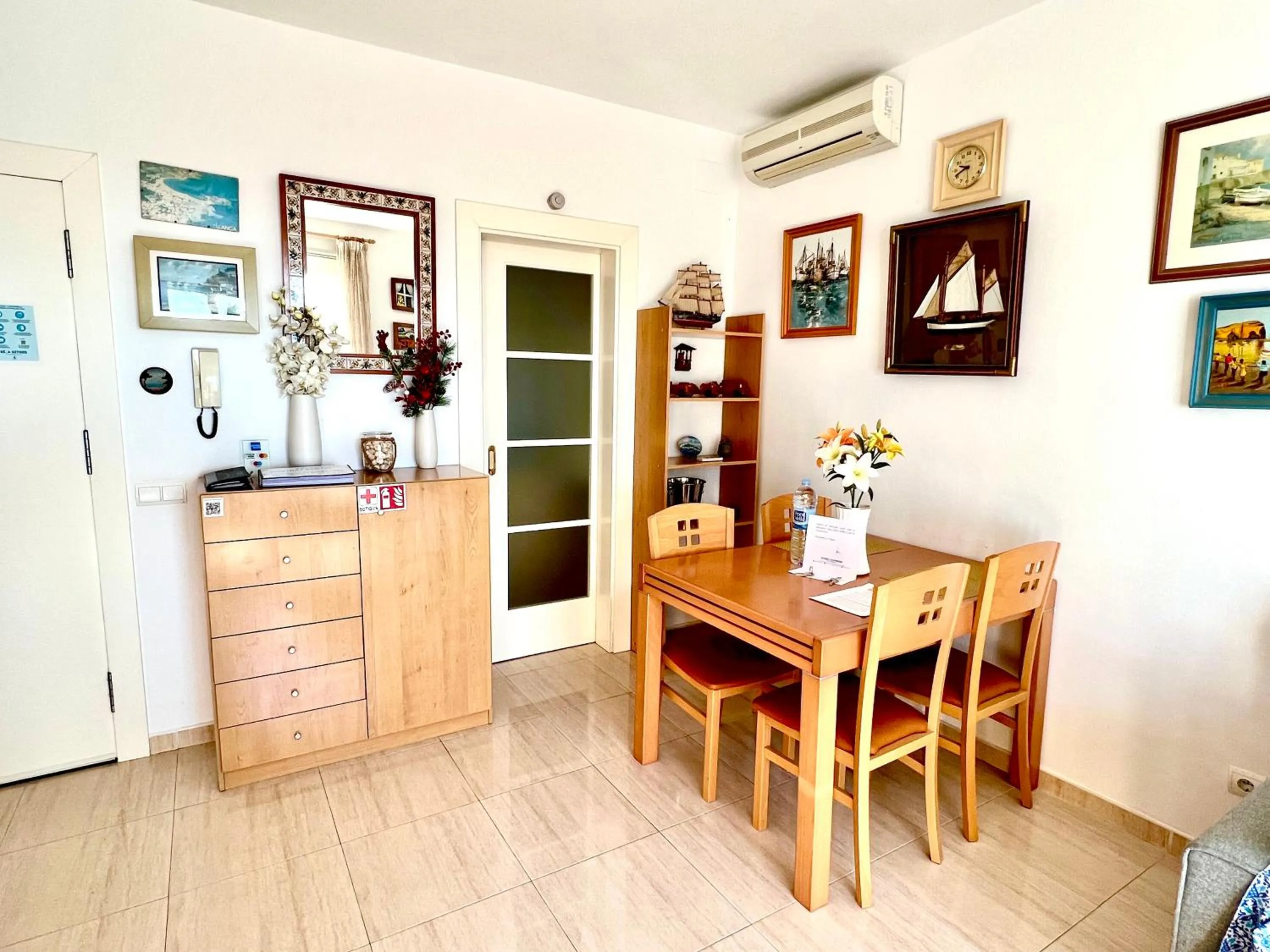 Dining area in Sitges Seafront RIBERA