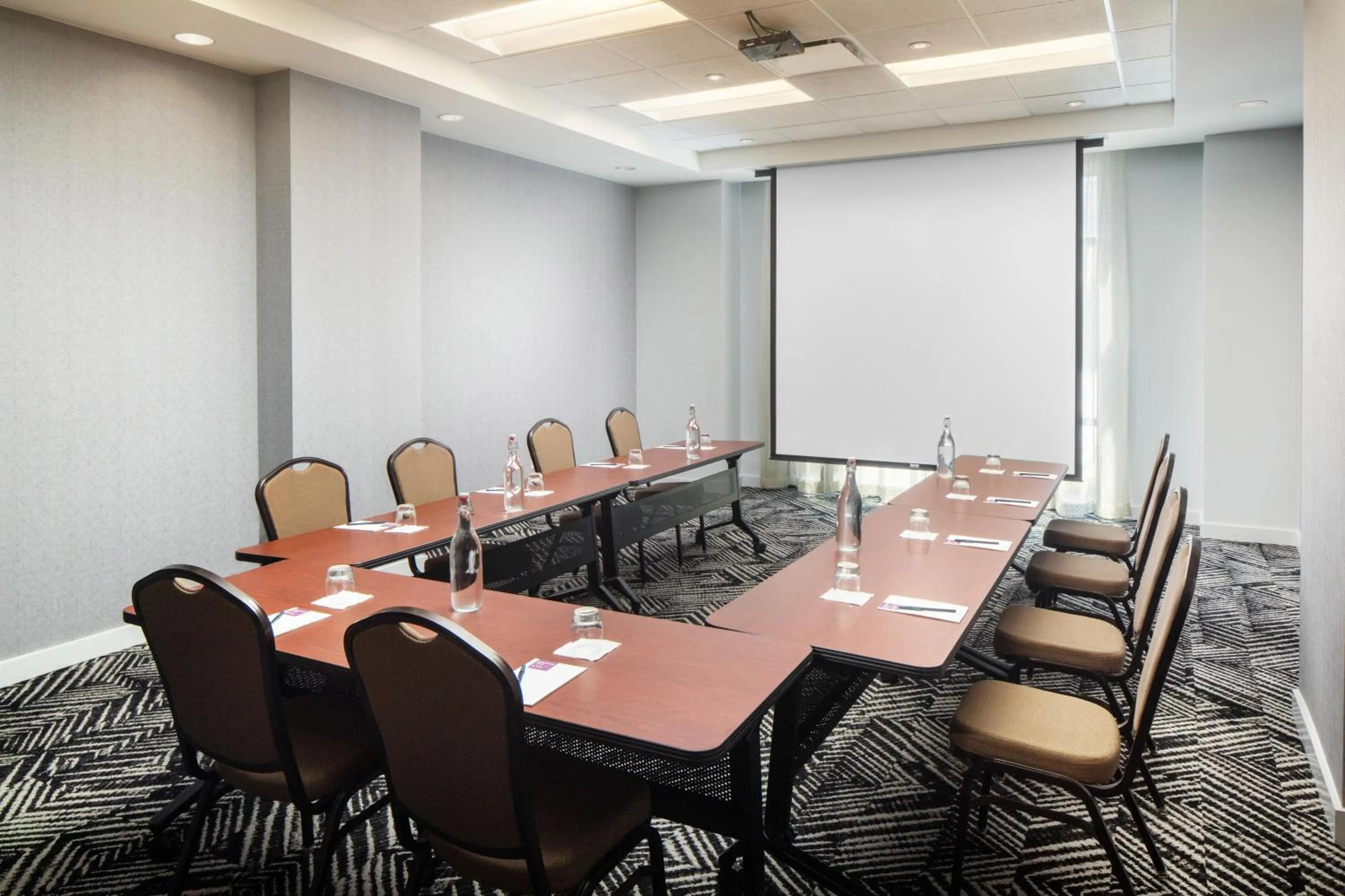 Meeting/conference room in Hyatt Place Nashville Downtown