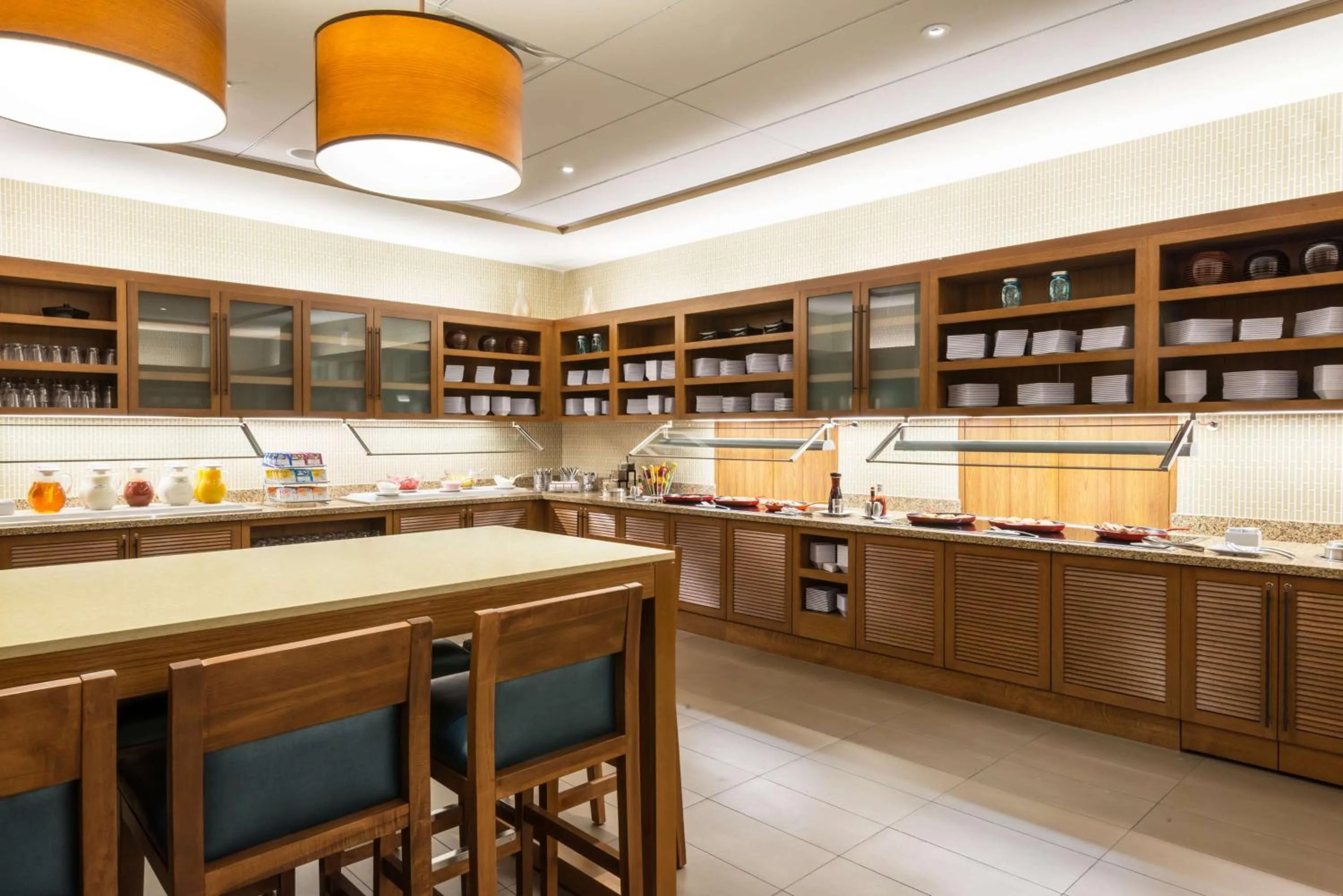 Restaurant/places to eat in Hyatt Place Nashville Downtown