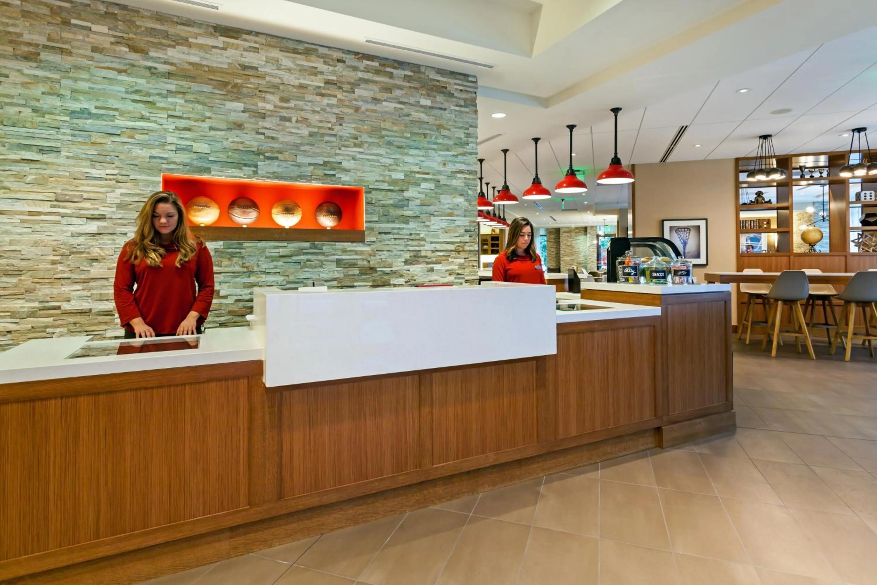 Restaurant/places to eat in Hyatt Place Bloomington Indiana