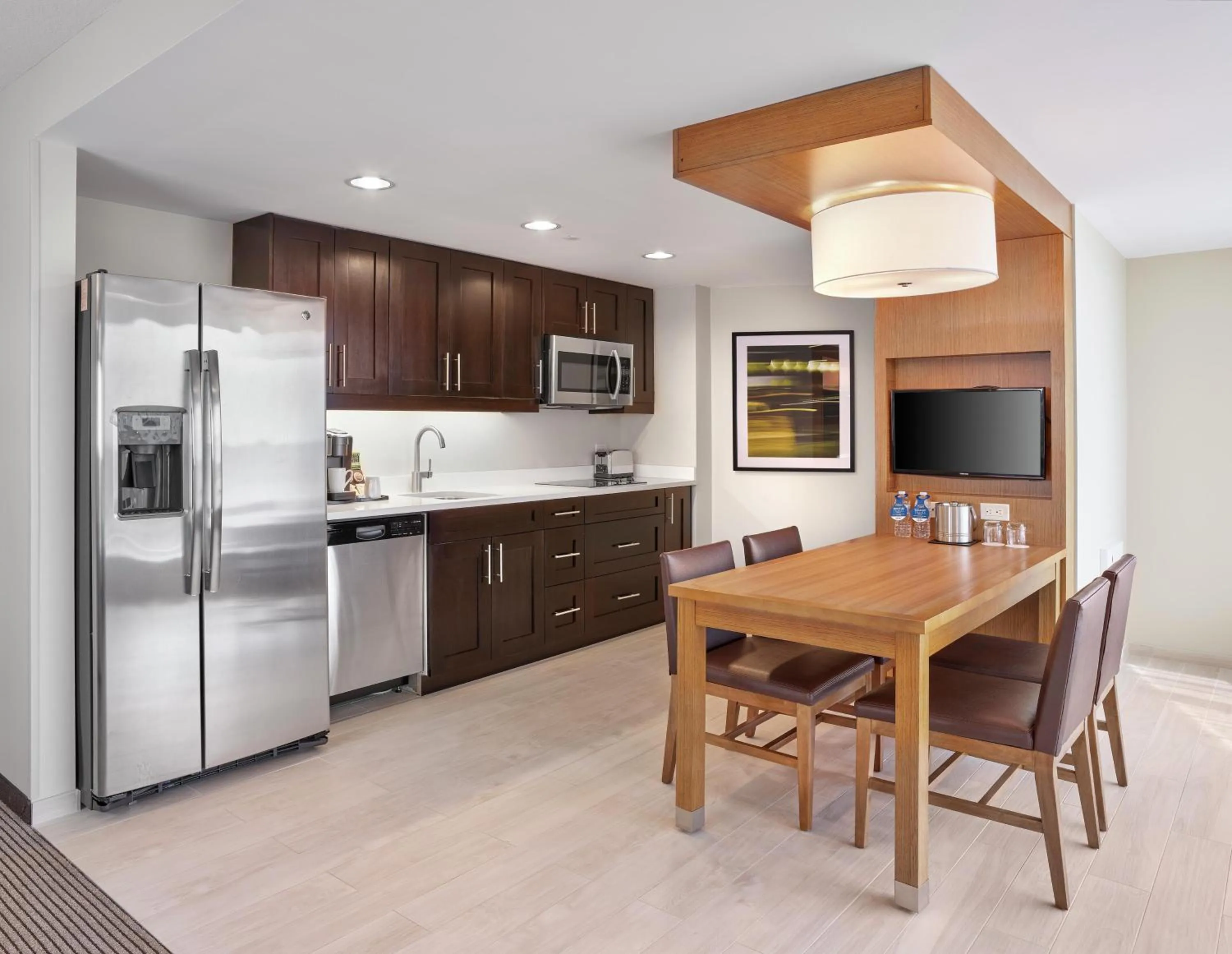 Kitchen or kitchenette in DoubleTree by Hilton Edmonton Downtown