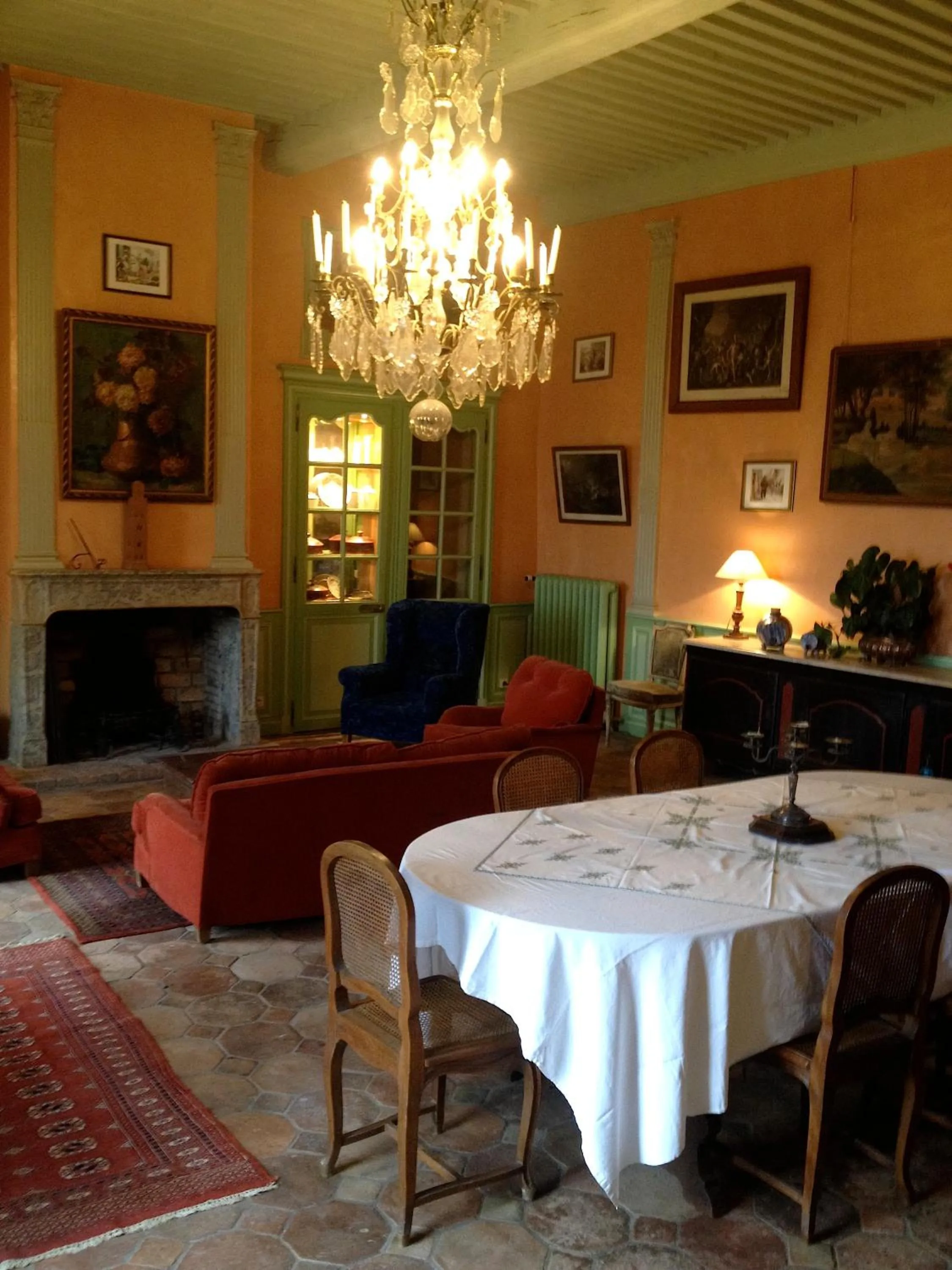 Chateau De La Chassaigne