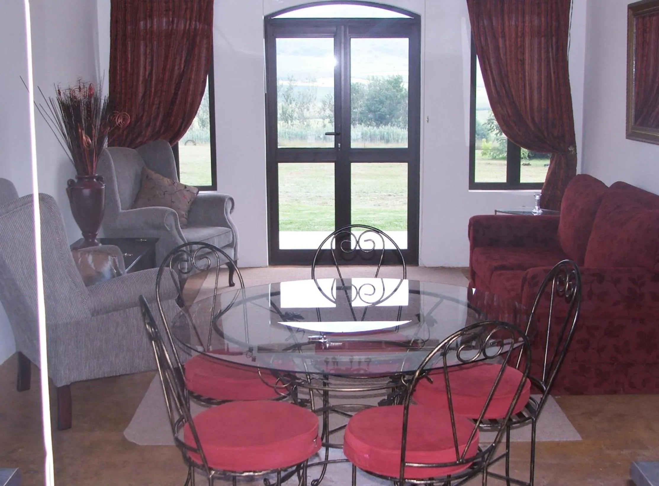 Living room in River Crossing