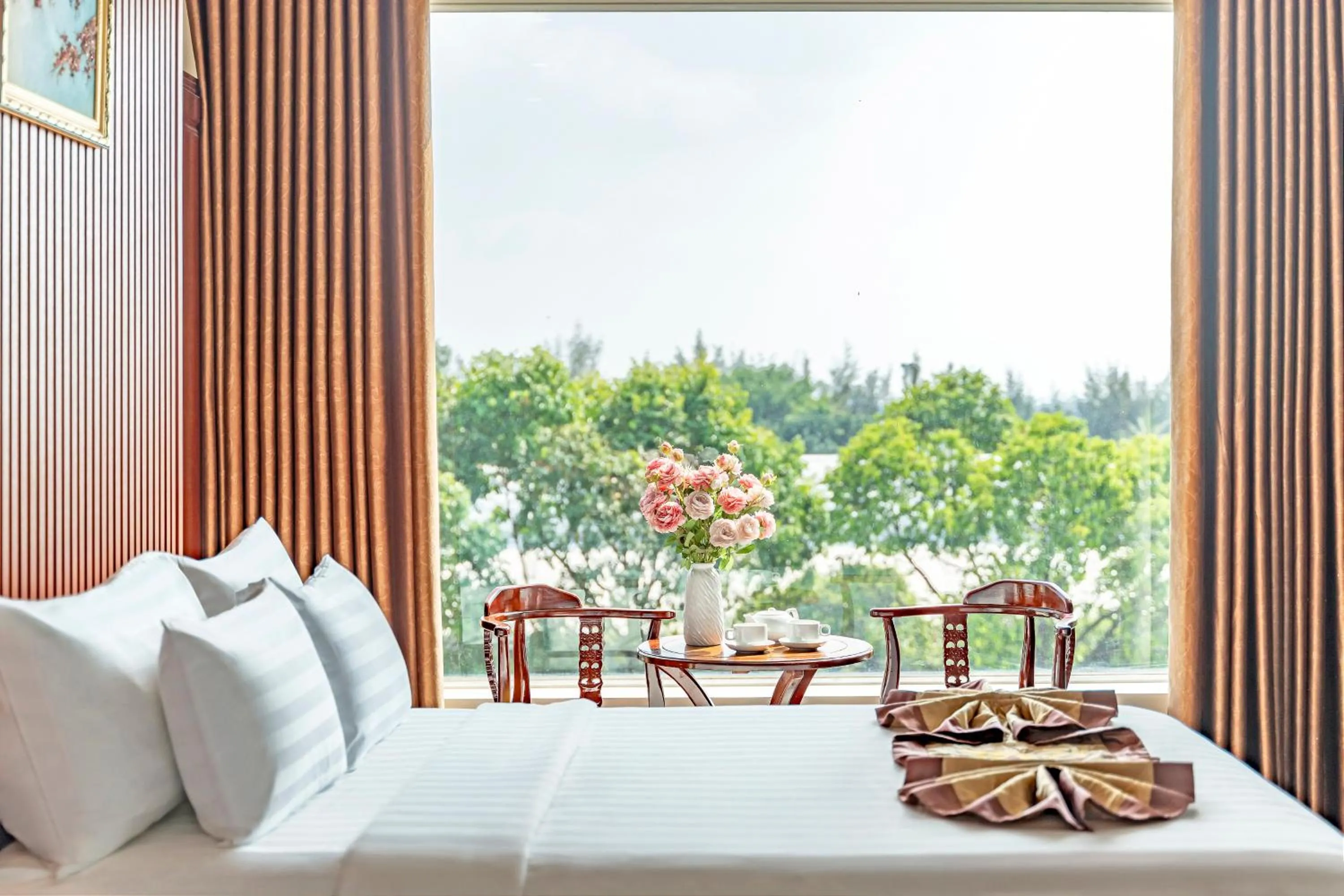 Bedroom, Bed in Venus Hotel