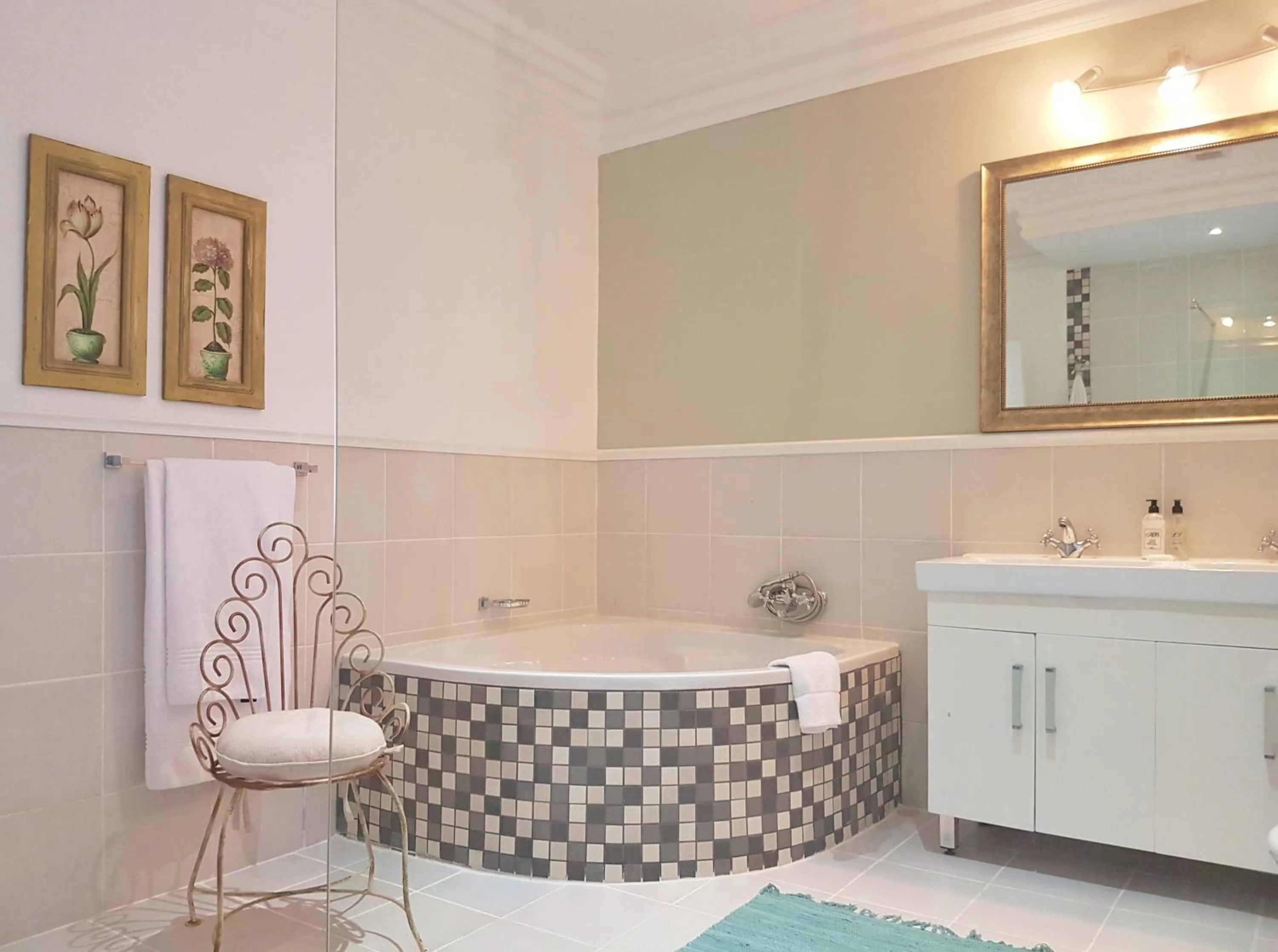 Bathroom in Val d'Or Estate