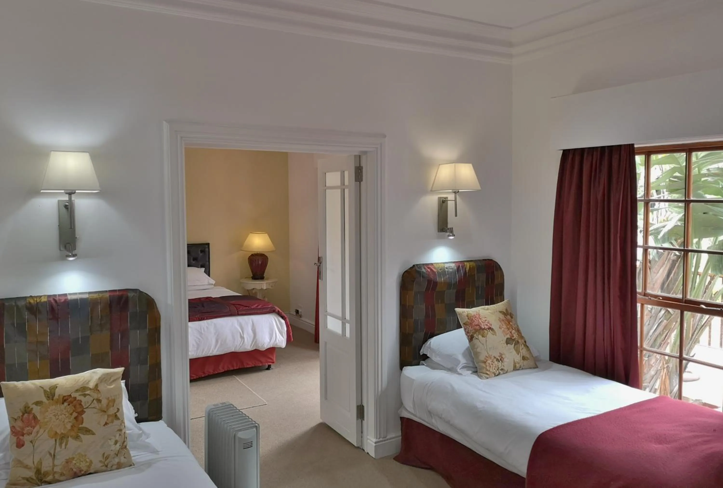 Bed in Val d'Or Estate