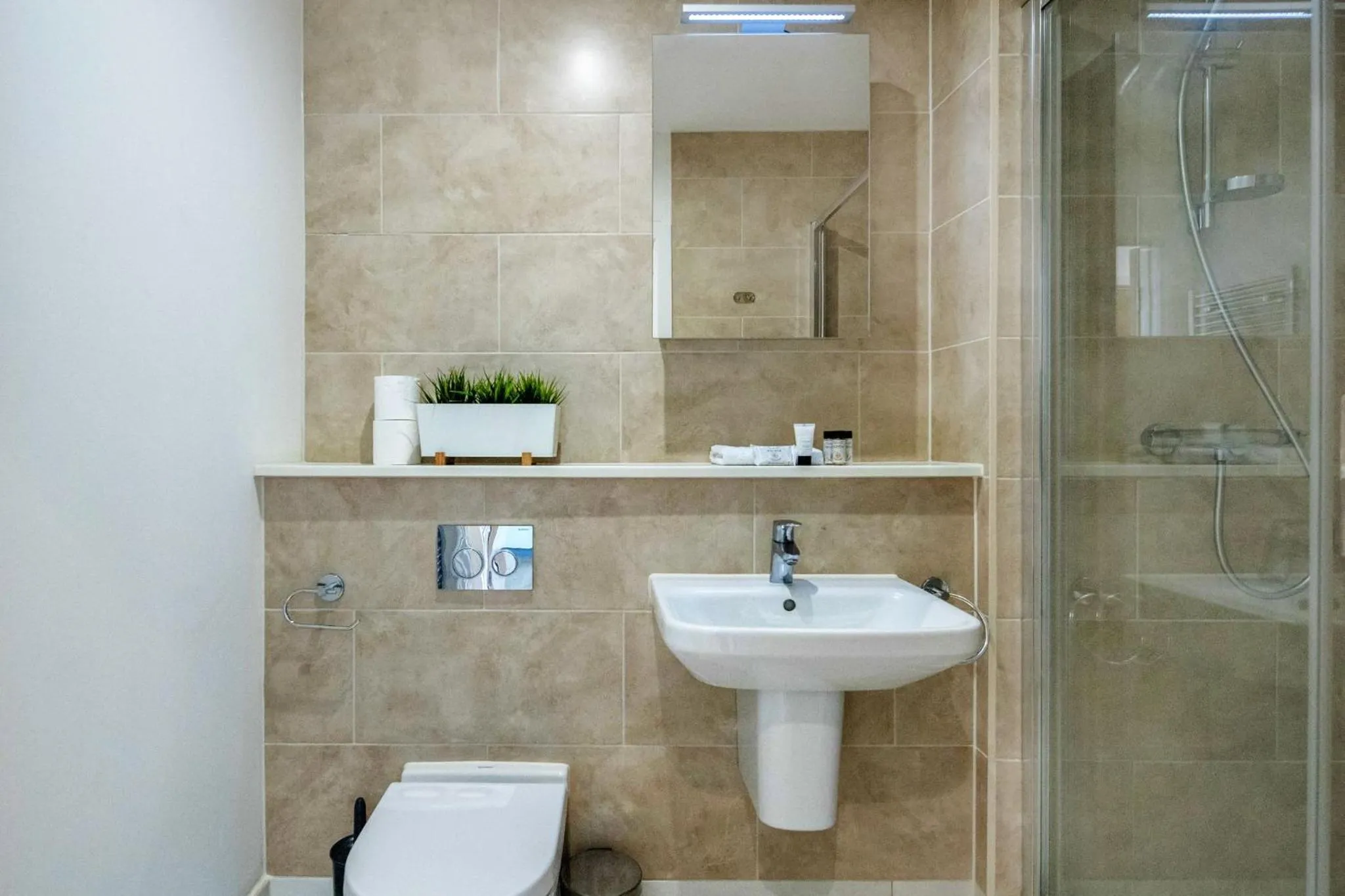 Bathroom in Roomspace Serviced Apartments - Swan House