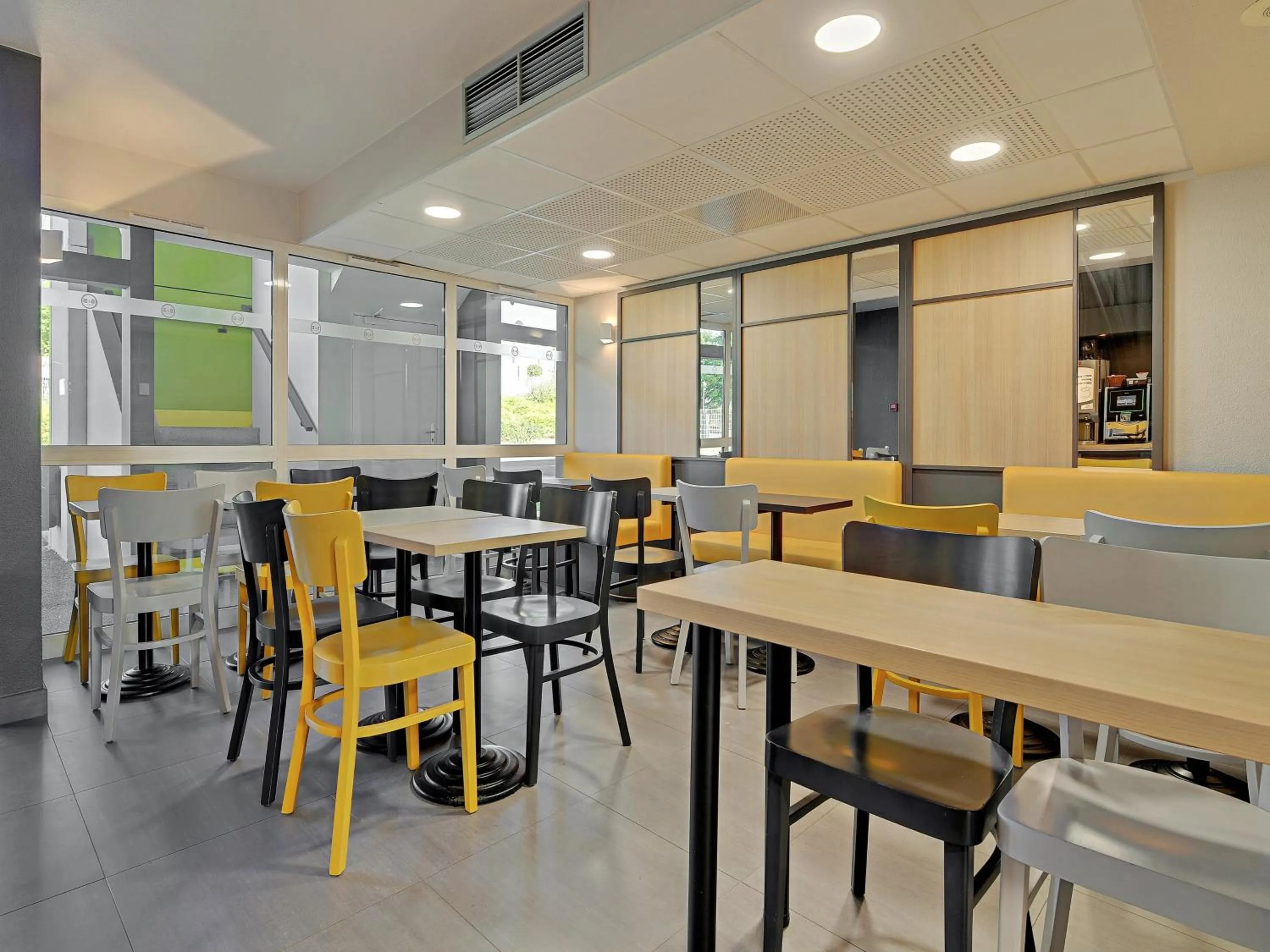 Buffet breakfast in B&B HOTEL Le Mans Nord 2