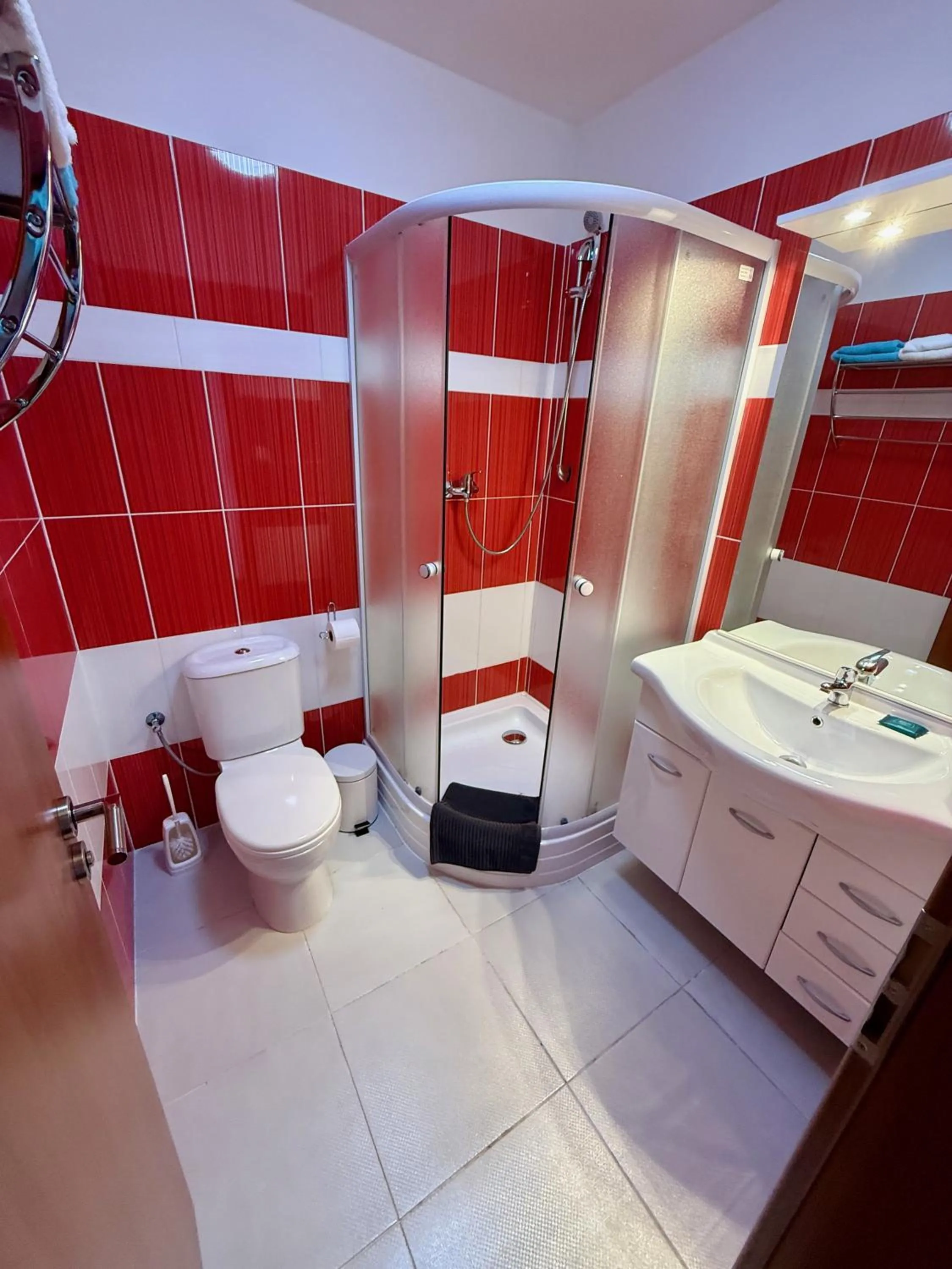 Shower in Hotel CAVOK letiště Příbram