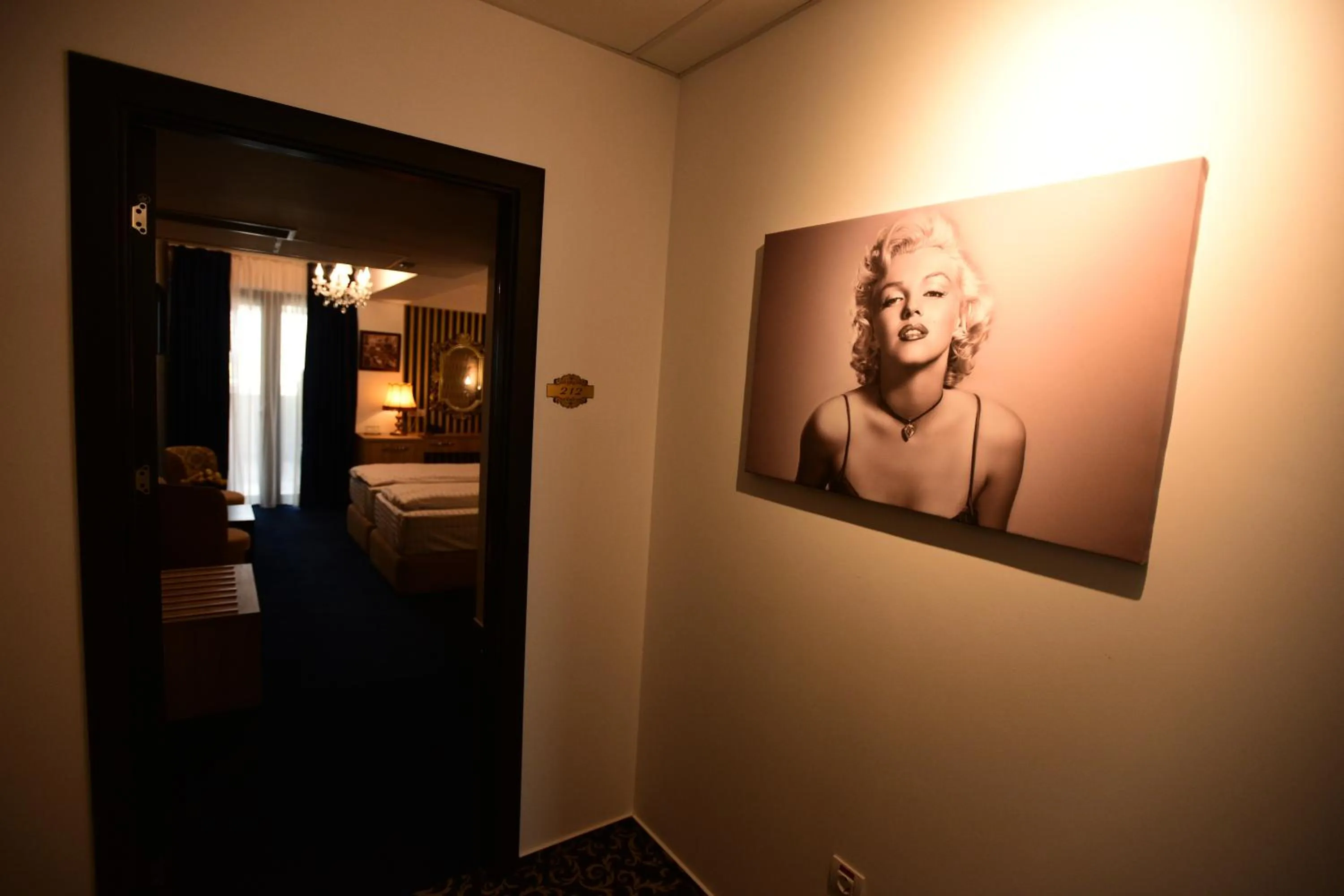 Decorative detail in La Rocca Boutique Hotel