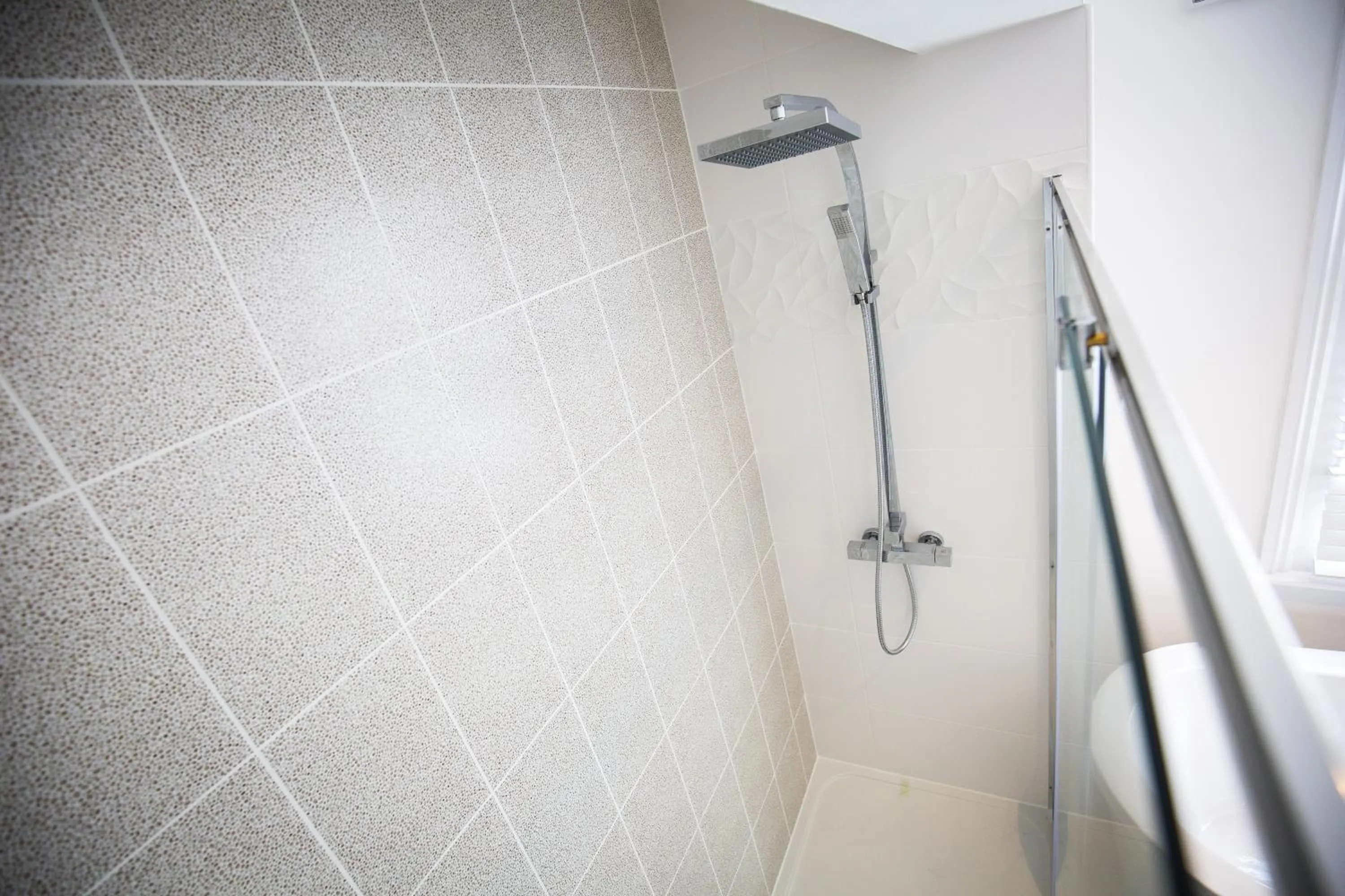 Shower in The Cardinals Hat