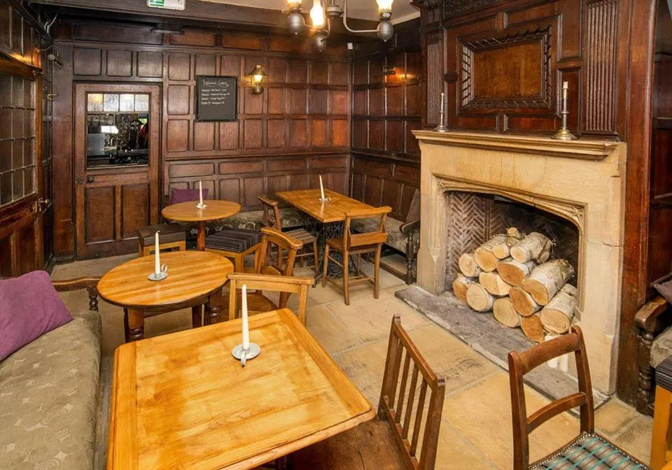 Lounge or bar in The Cardinals Hat