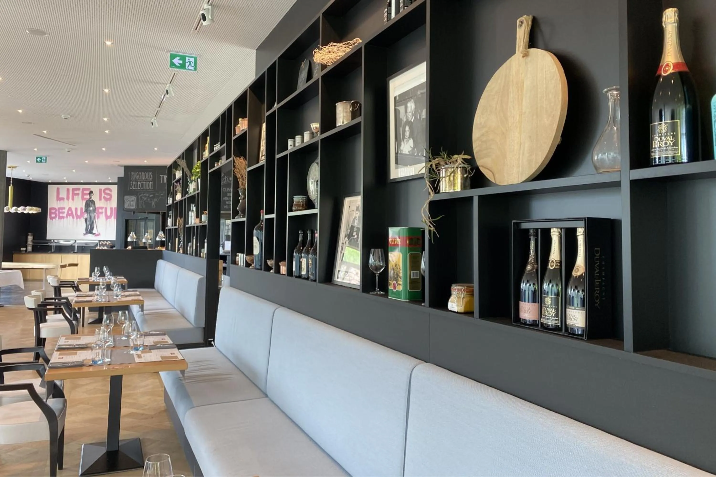 Restaurant/places to eat in Modern Times Hotel, Vevey, A Tribute Portfolio Hotel