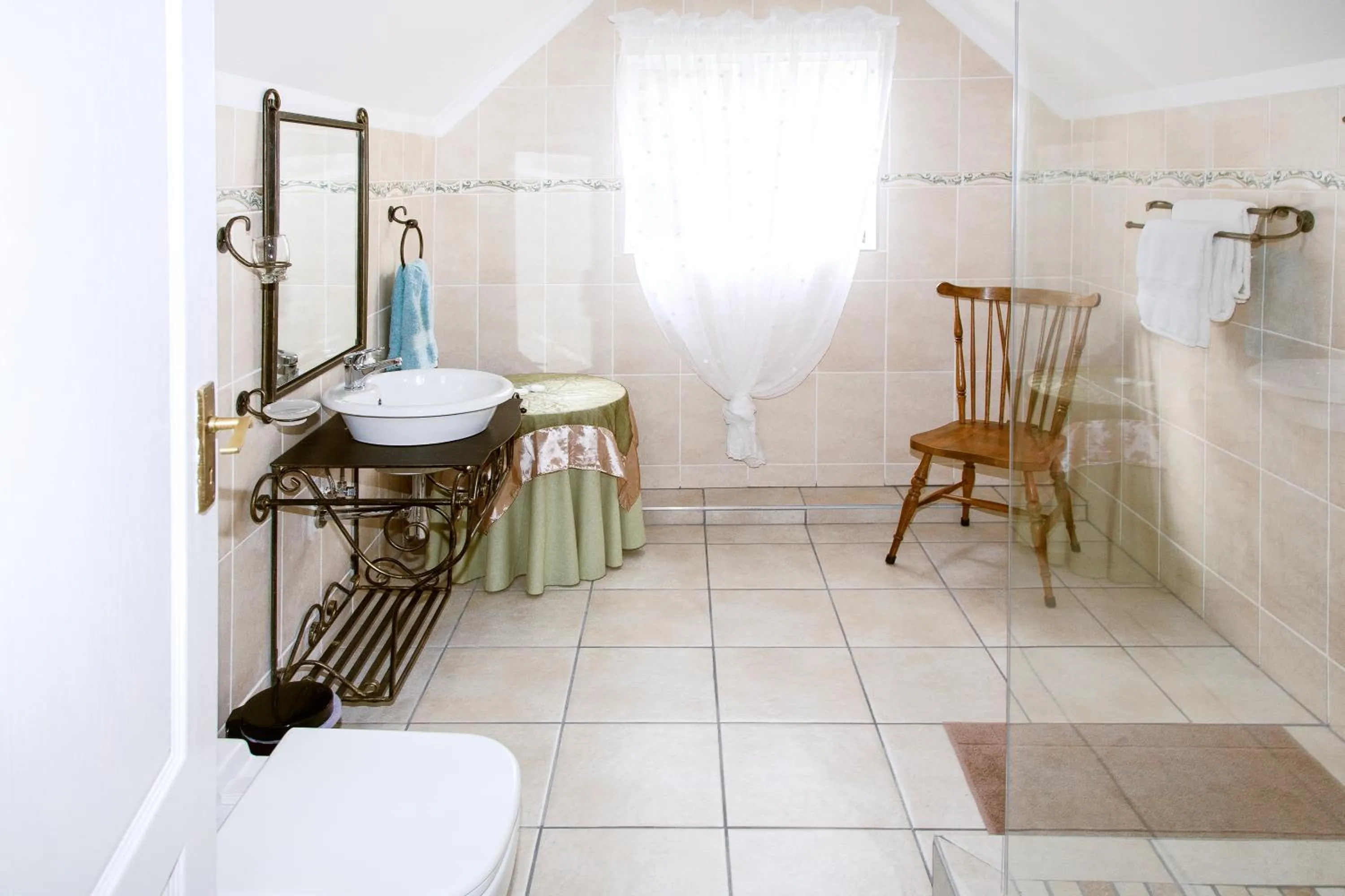 Bathroom in York House Guest House