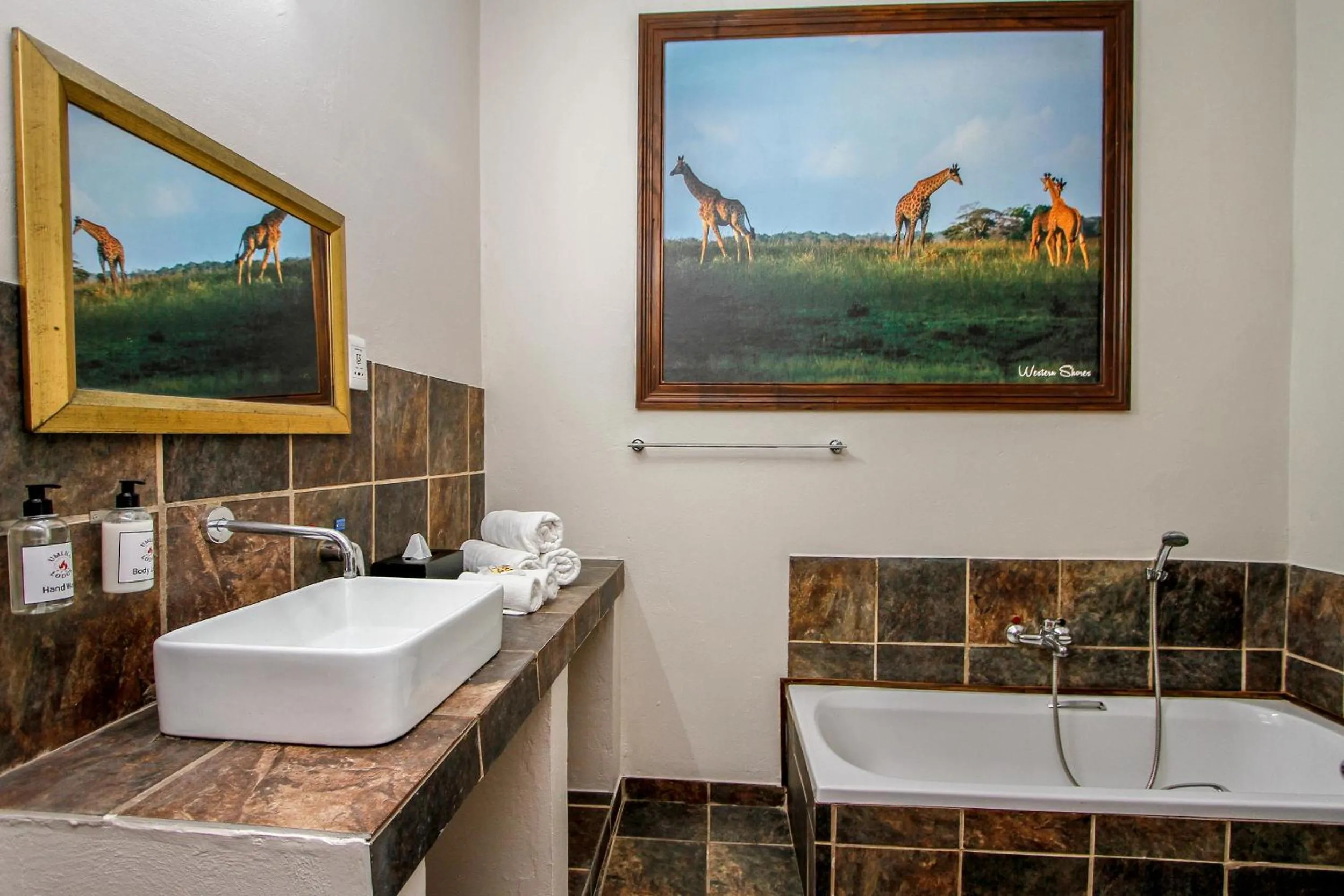 Bathroom in Umlilo Guest House