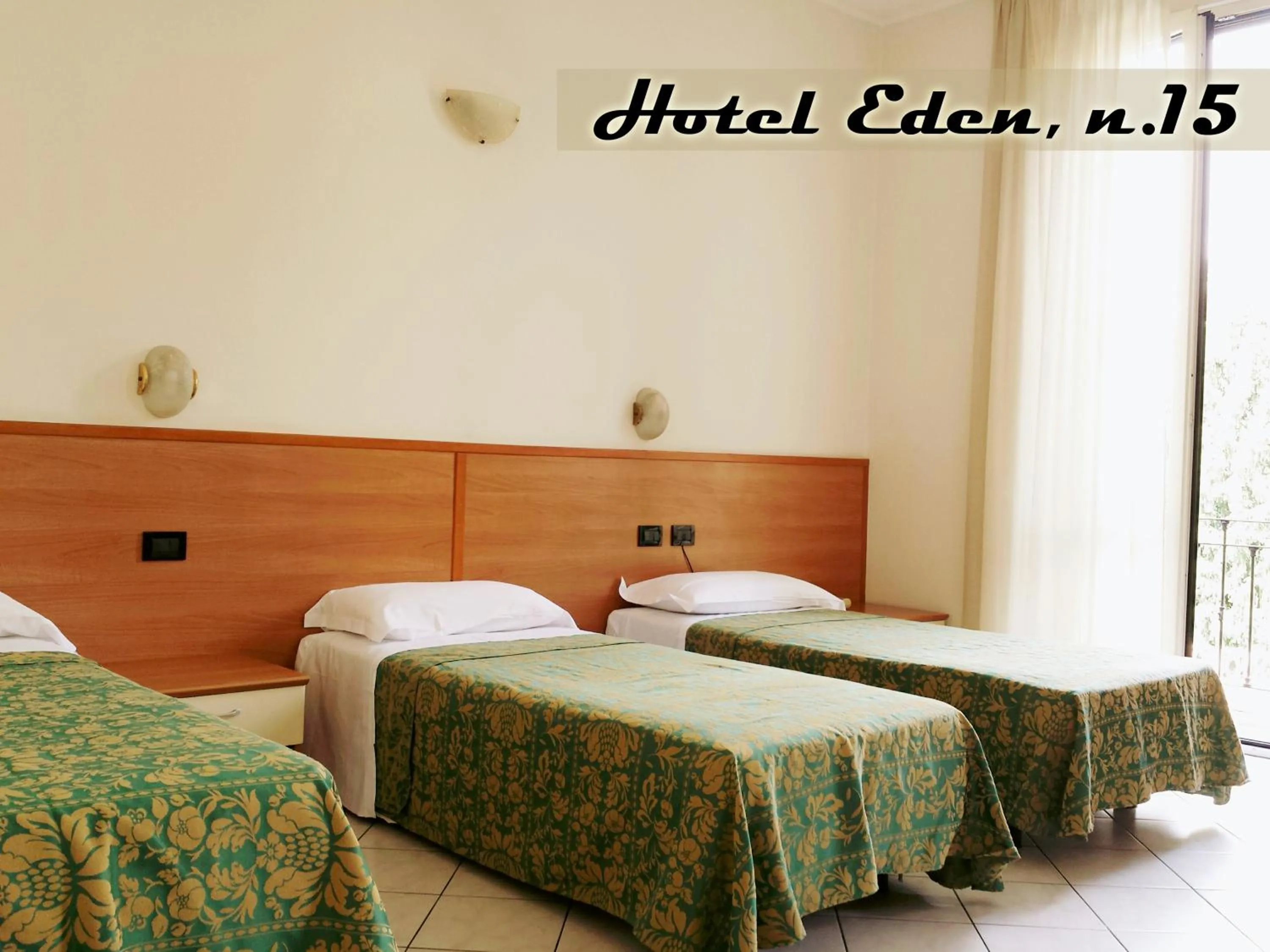 bunk bed, Bed in Hotel Eden