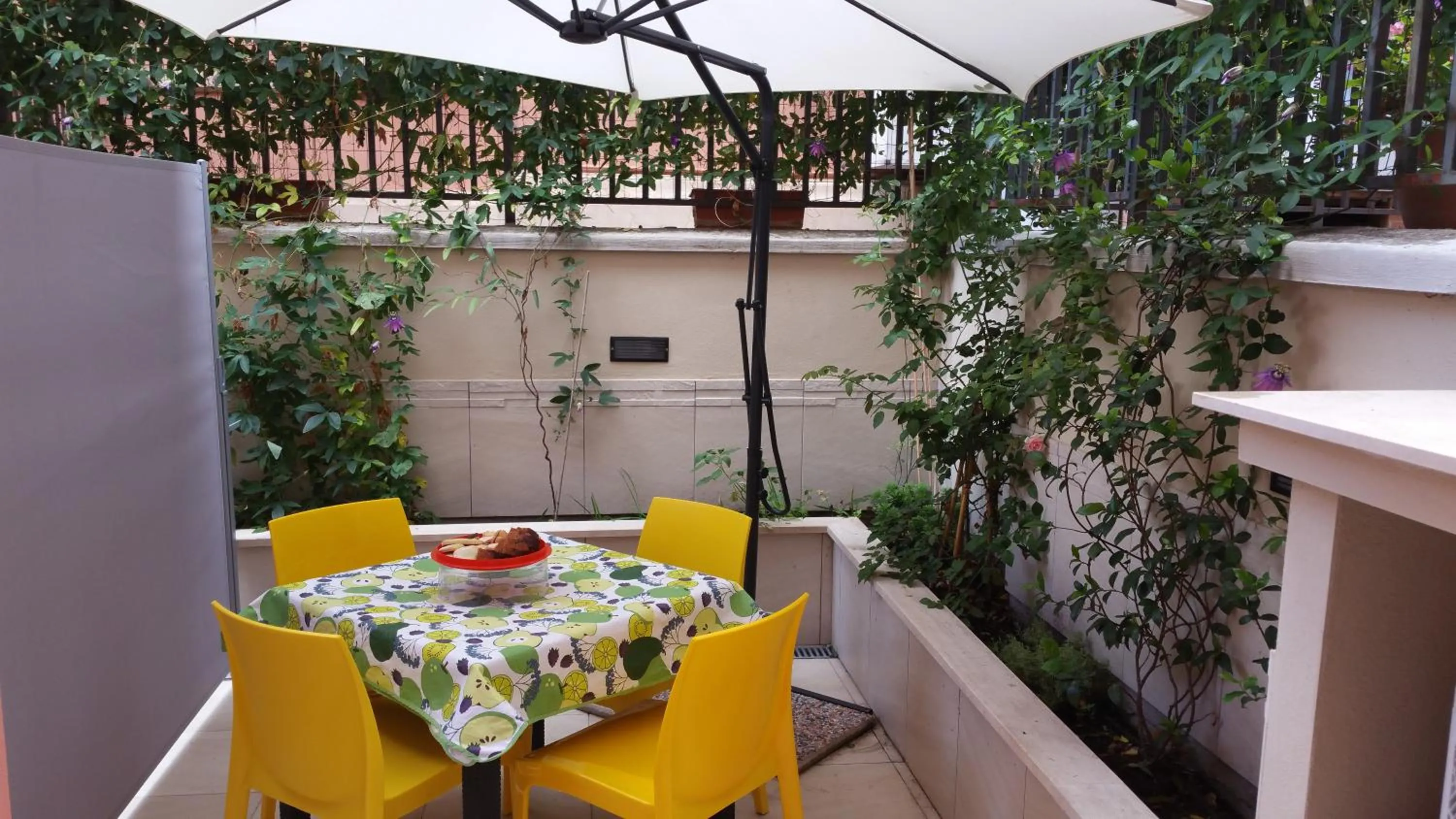 Balcony/Terrace in La Casetta di Ely