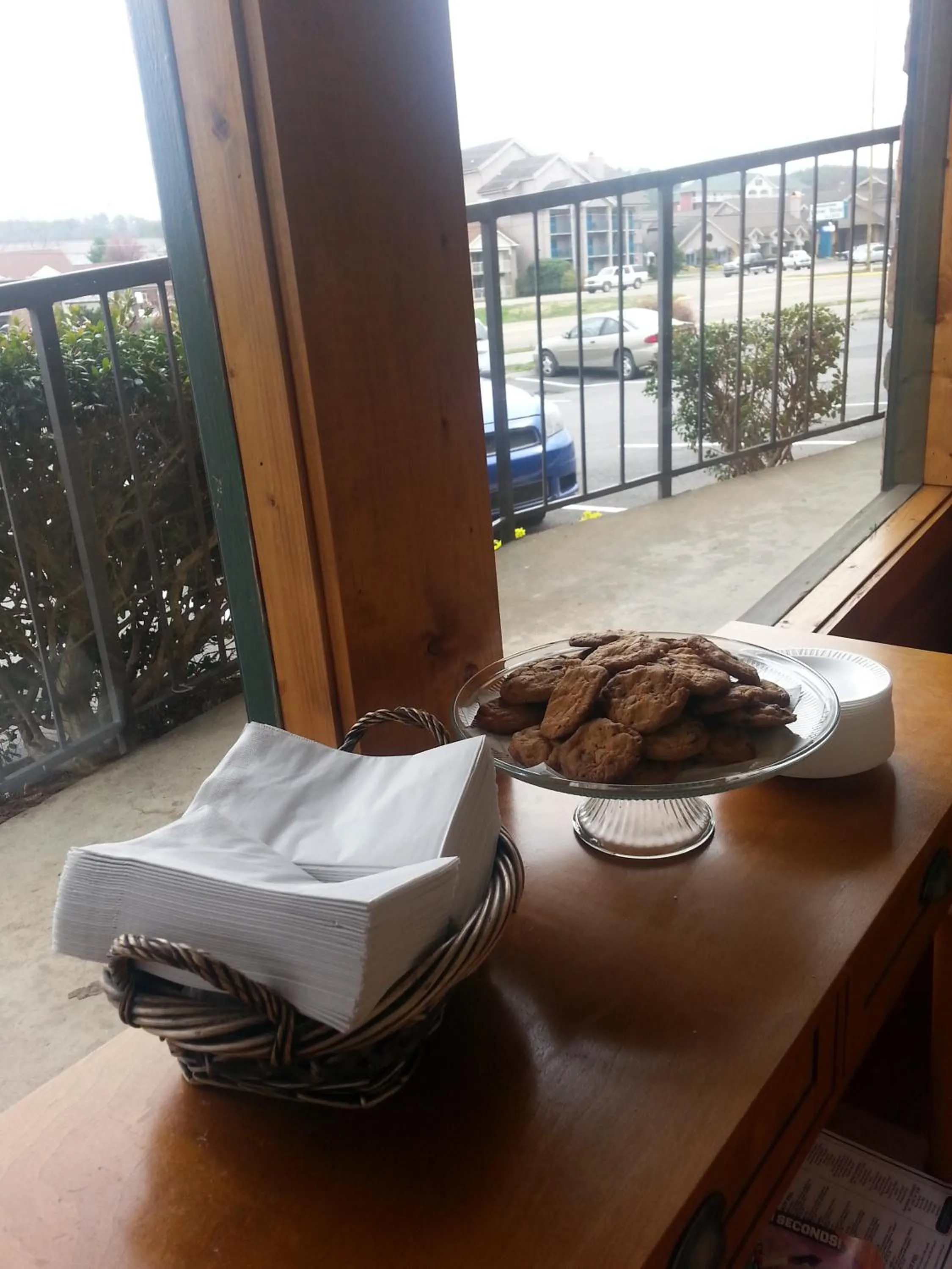 Food and drinks in Mountain Breeze Motel