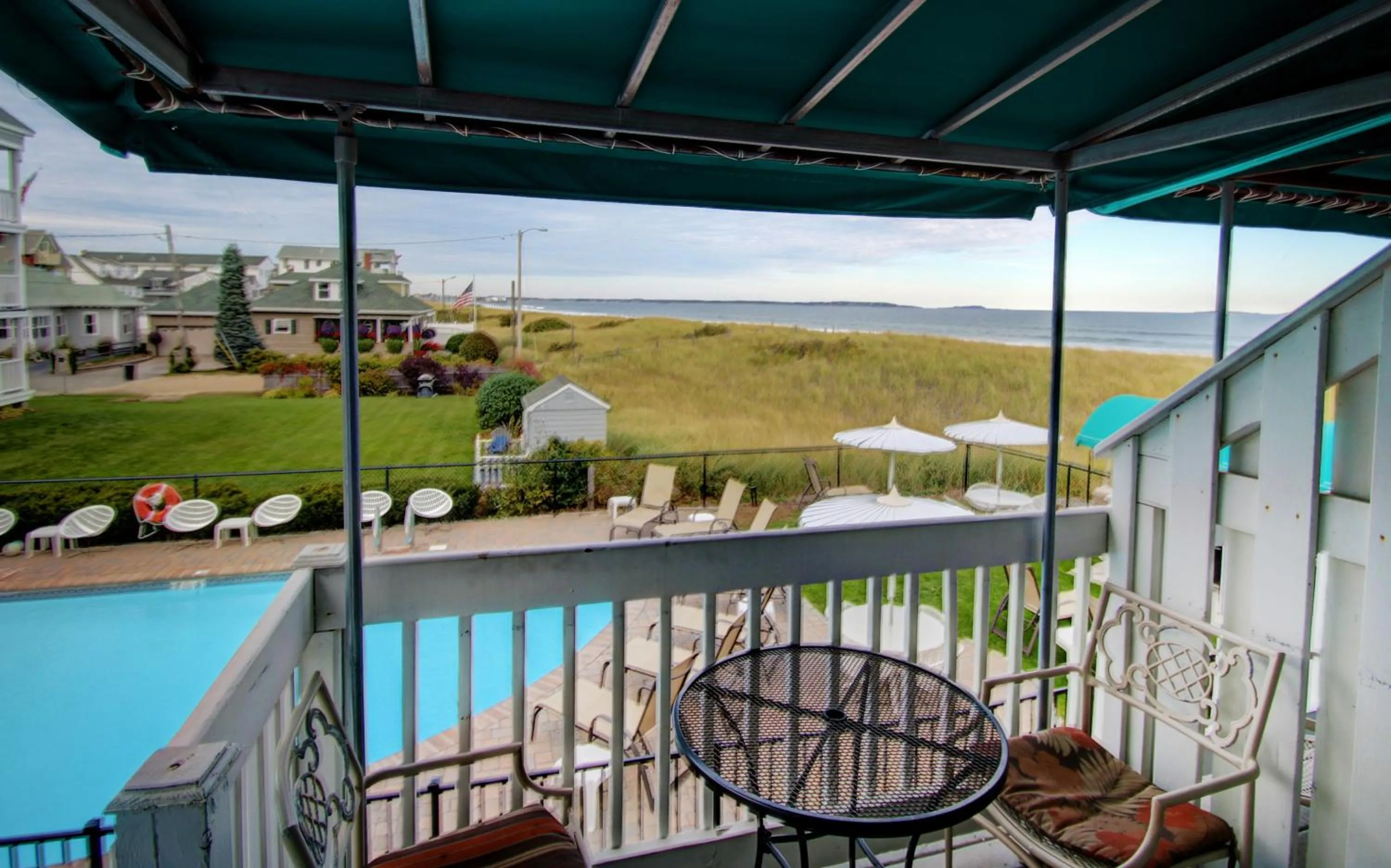 Balcony/Terrace in Sea Cliff House Motel