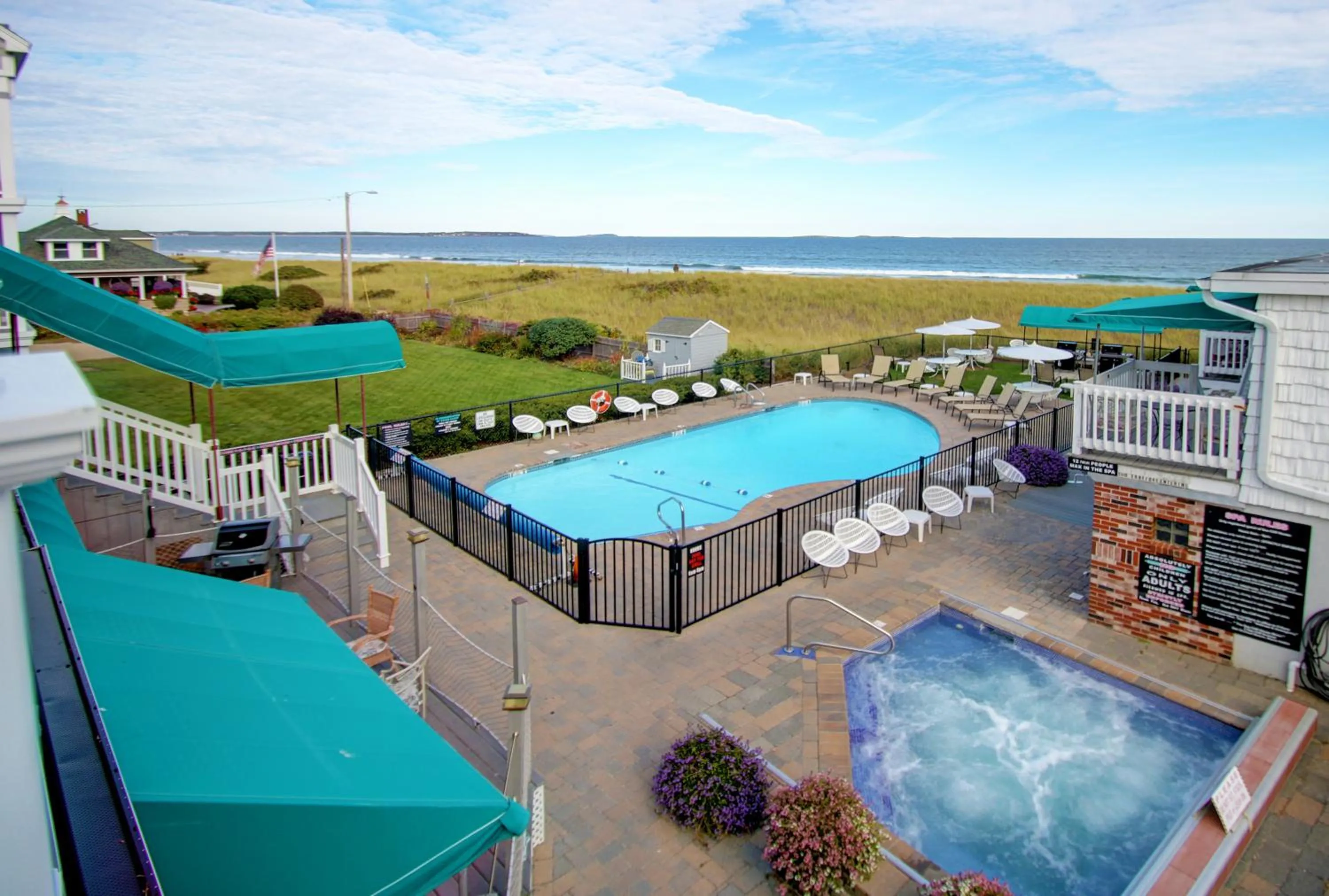 Sea Cliff House Motel