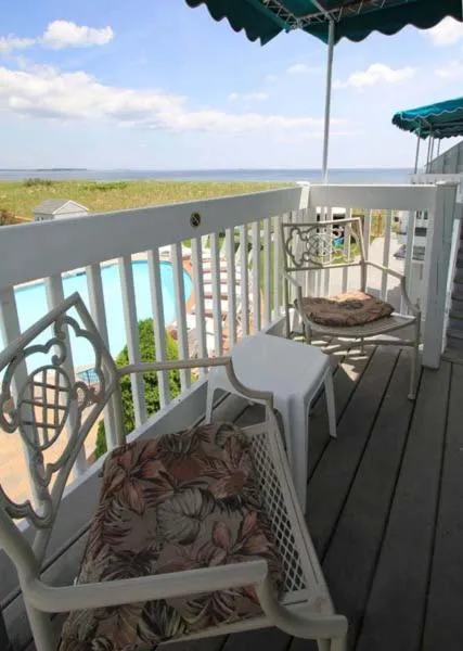 Sea Cliff House Motel
